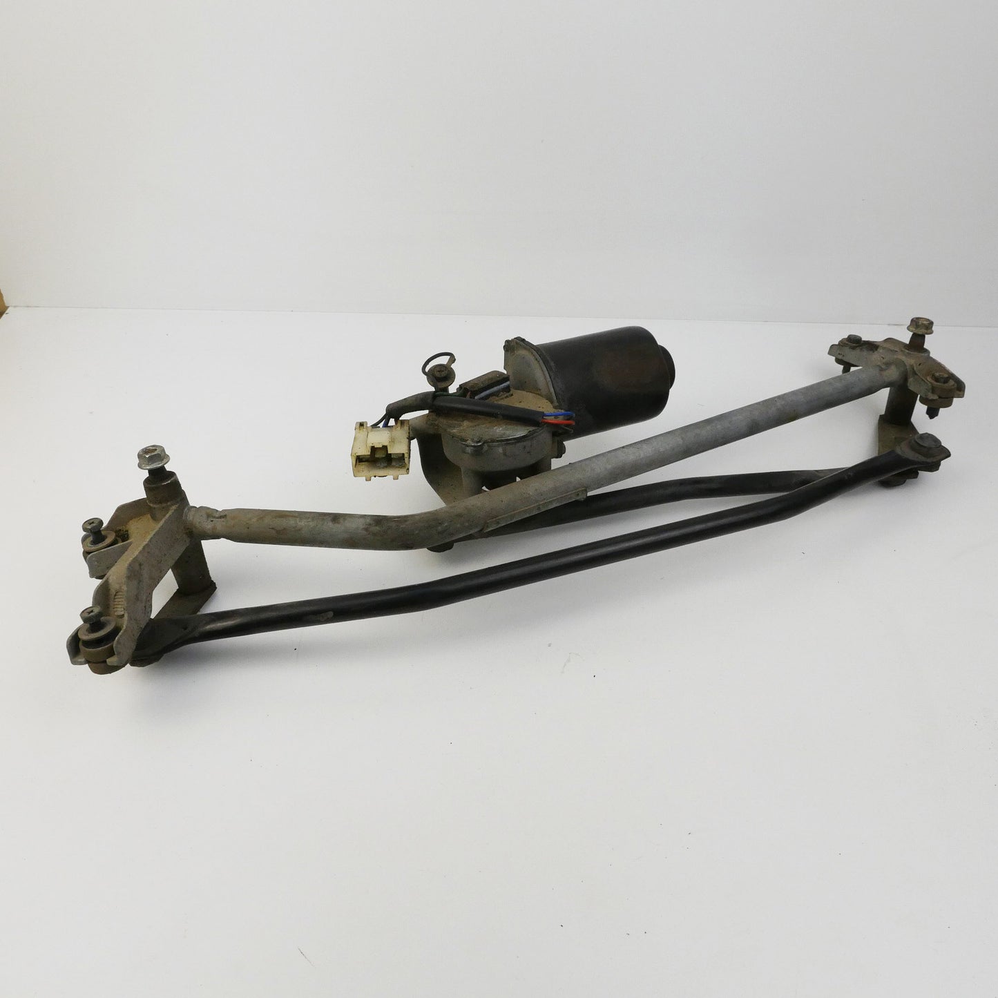 Windshield Wiper Motor and Linkages - Fits Holden Commodore VZ 2004-2006