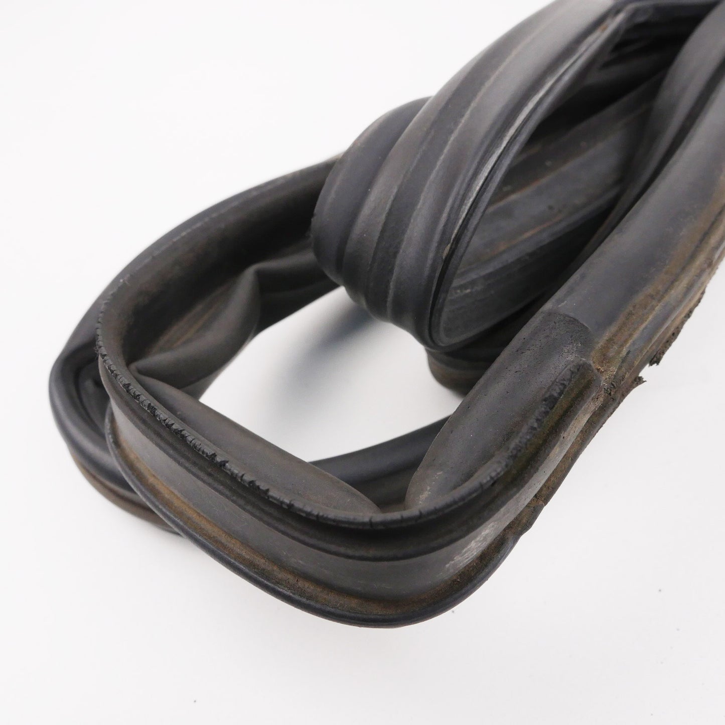 LH Rear Door Rubber Seal - Fits Honda RD1 SUV Gen1 1997-2001