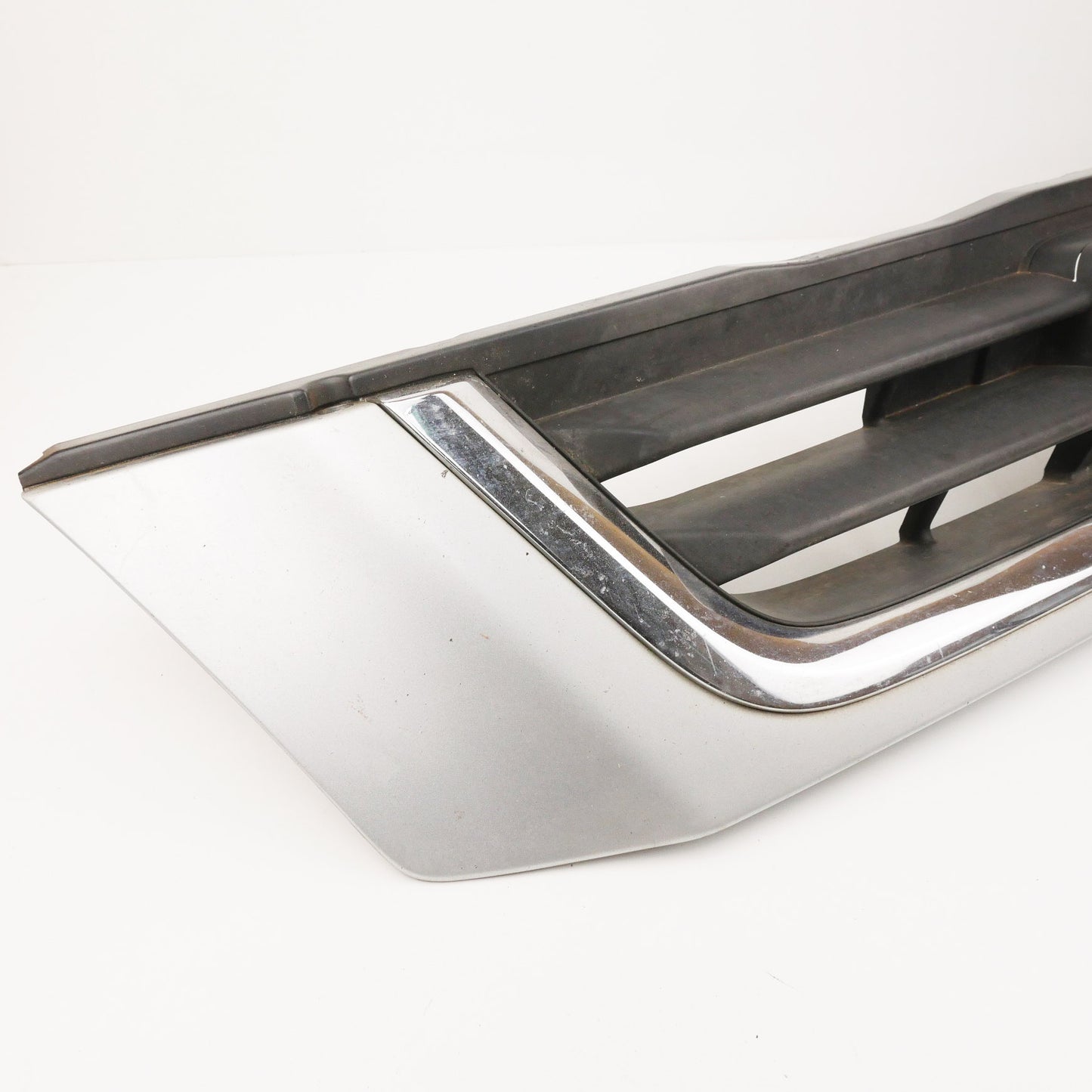 Front Grille Silver- Fits Honda RD1 SUV Gen1 1997-2001