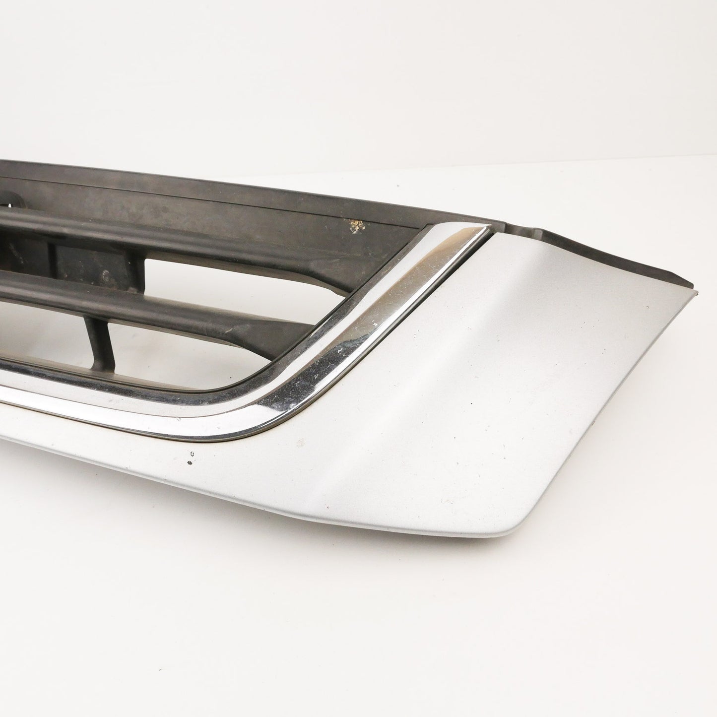 Front Grille Silver- Fits Honda RD1 SUV Gen1 1997-2001