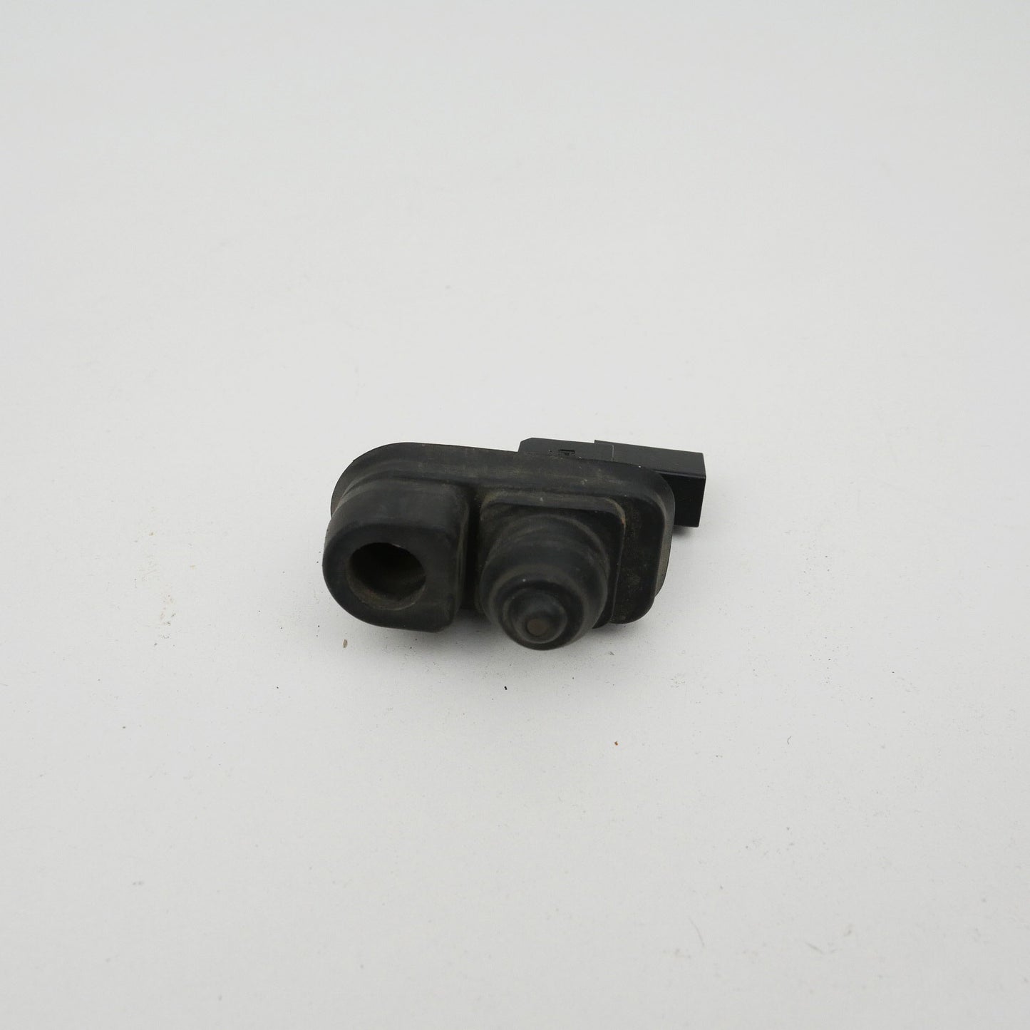 Door Jamb Courtesy Light Switch - Fits Holden Rodeo RA 4X4 4JH1 LX 2003-2008
