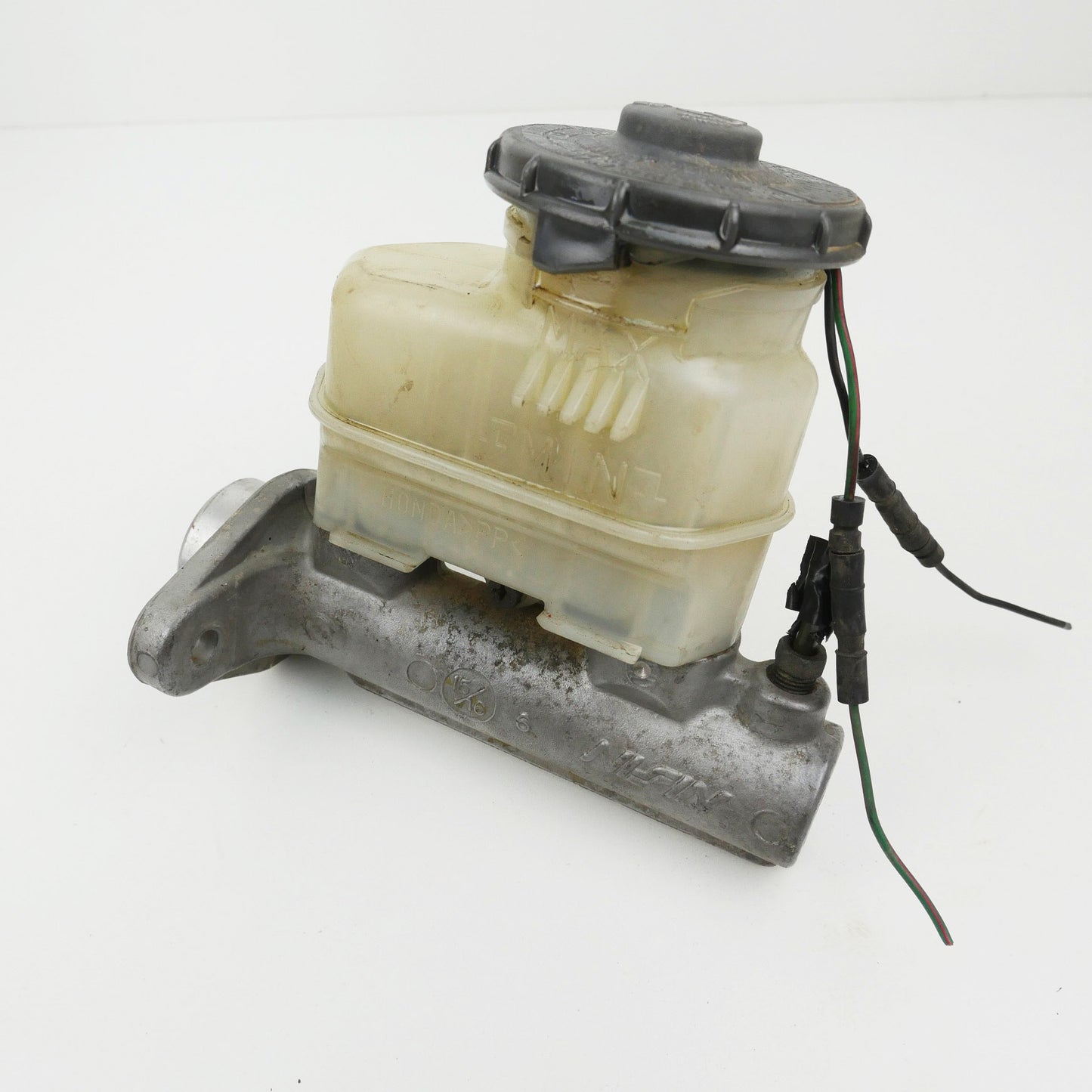 Brake Master Cylinder Auto Trans - Fits Honda RD1 SUV Gen1 1997-2001