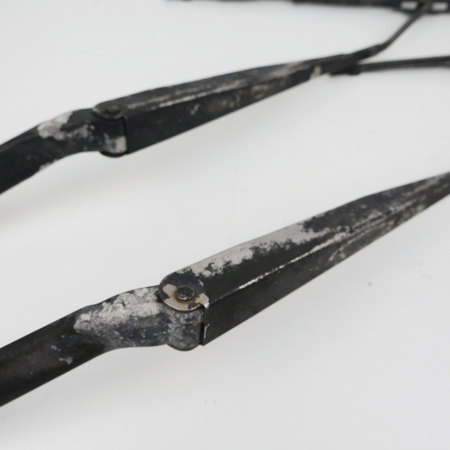 Front Wiper Arms - Fits Honda RD1 SUV Gen1 1997-2001
