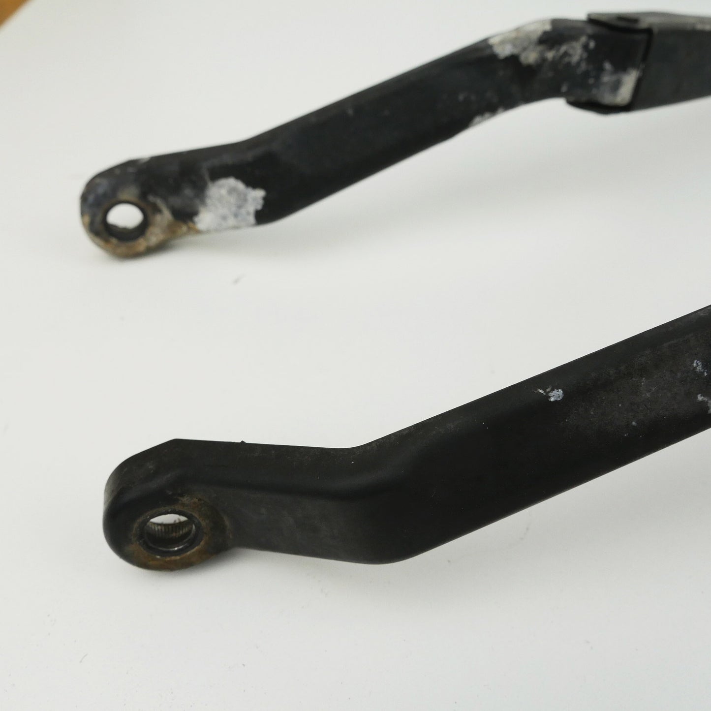 Front Wiper Arms - Fits Honda RD1 SUV Gen1 1997-2001