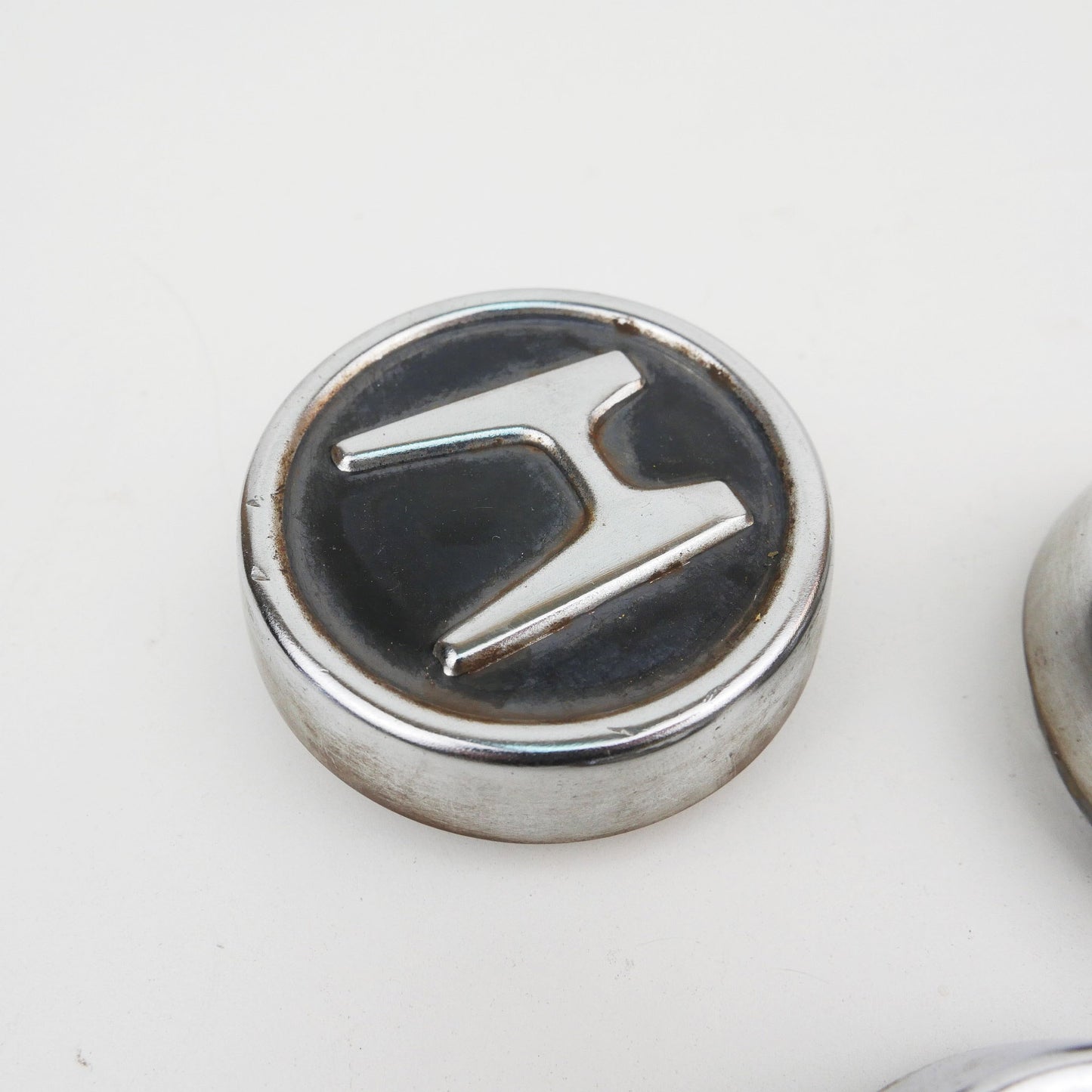 3 x Steel Rim Center Caps 63mm Hub - Fits Honda RD1 SUV Gen1 1997-2001