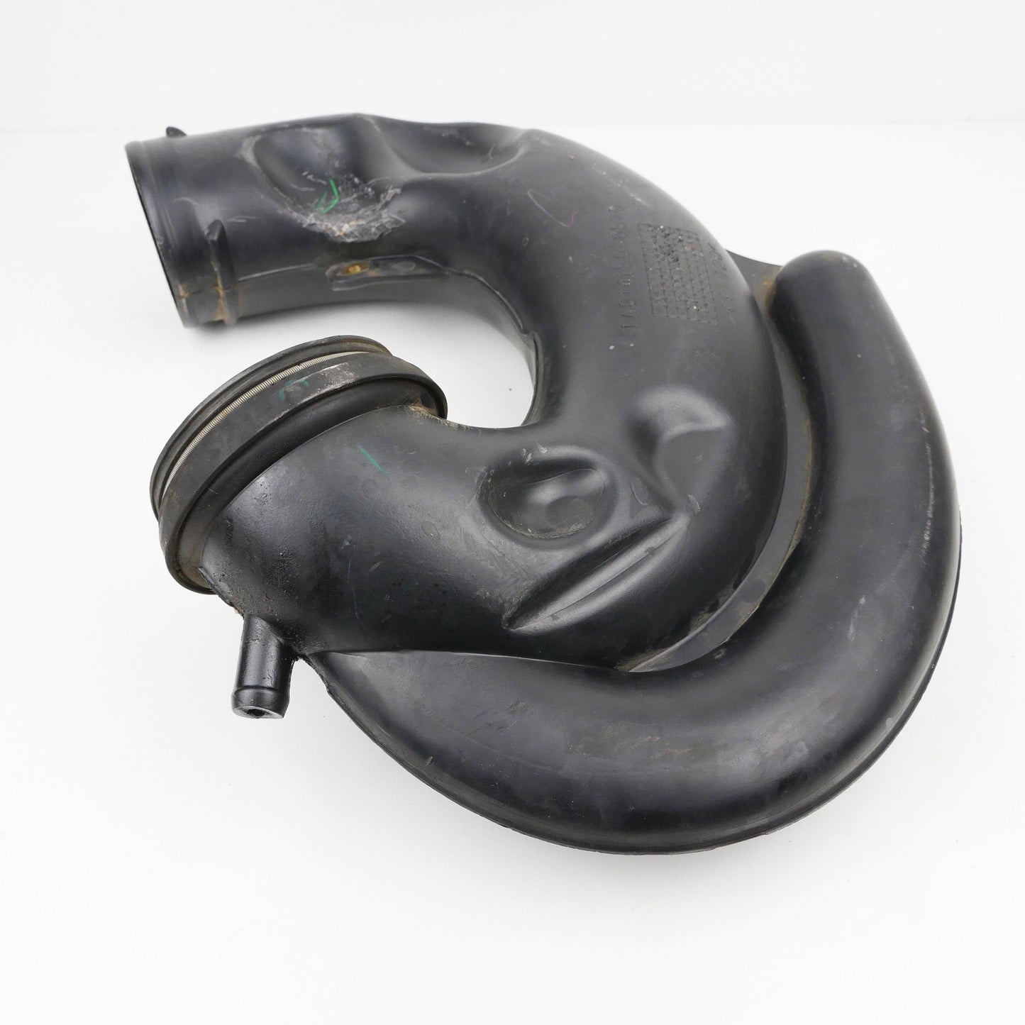 Air Intake Duct Tube 6 Cylinder - Fits Ford Falcon BA 2002-2005