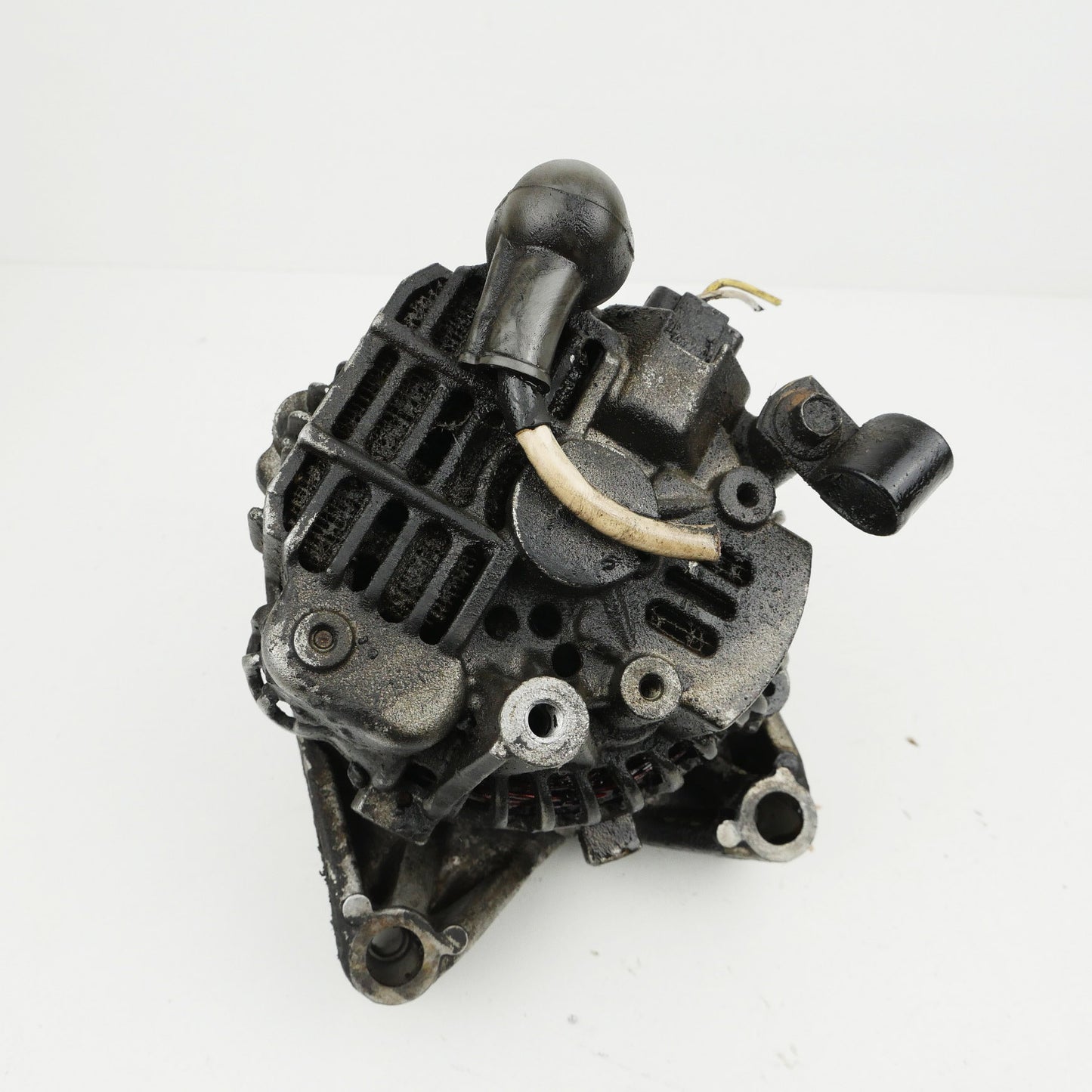 Alternator 6 Cylinder - Fits Ford Falcon BA 2002-2005