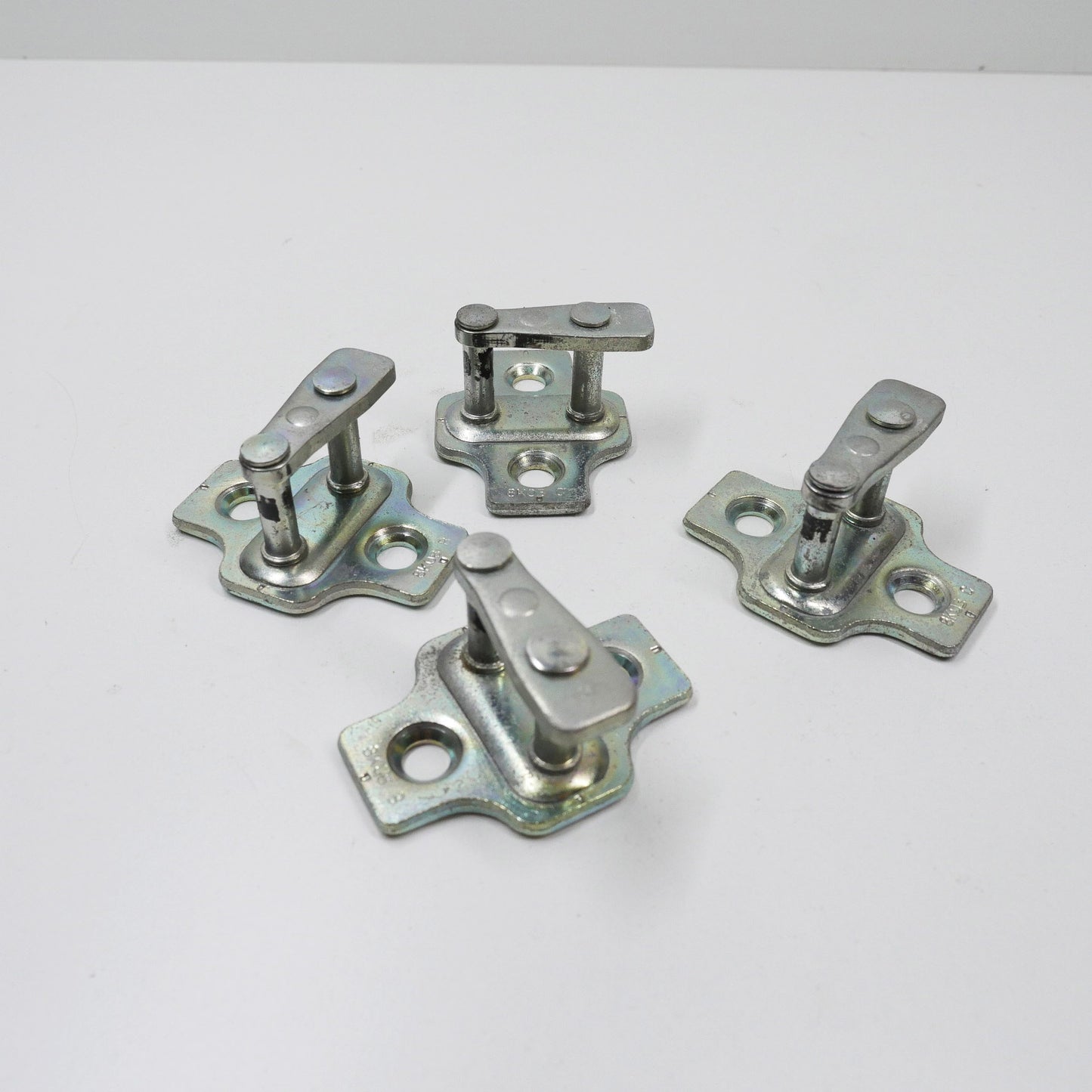 4 x Door Catch Striker Plate - Fits Holden Epica EP CDX 2.5L 2007-2011