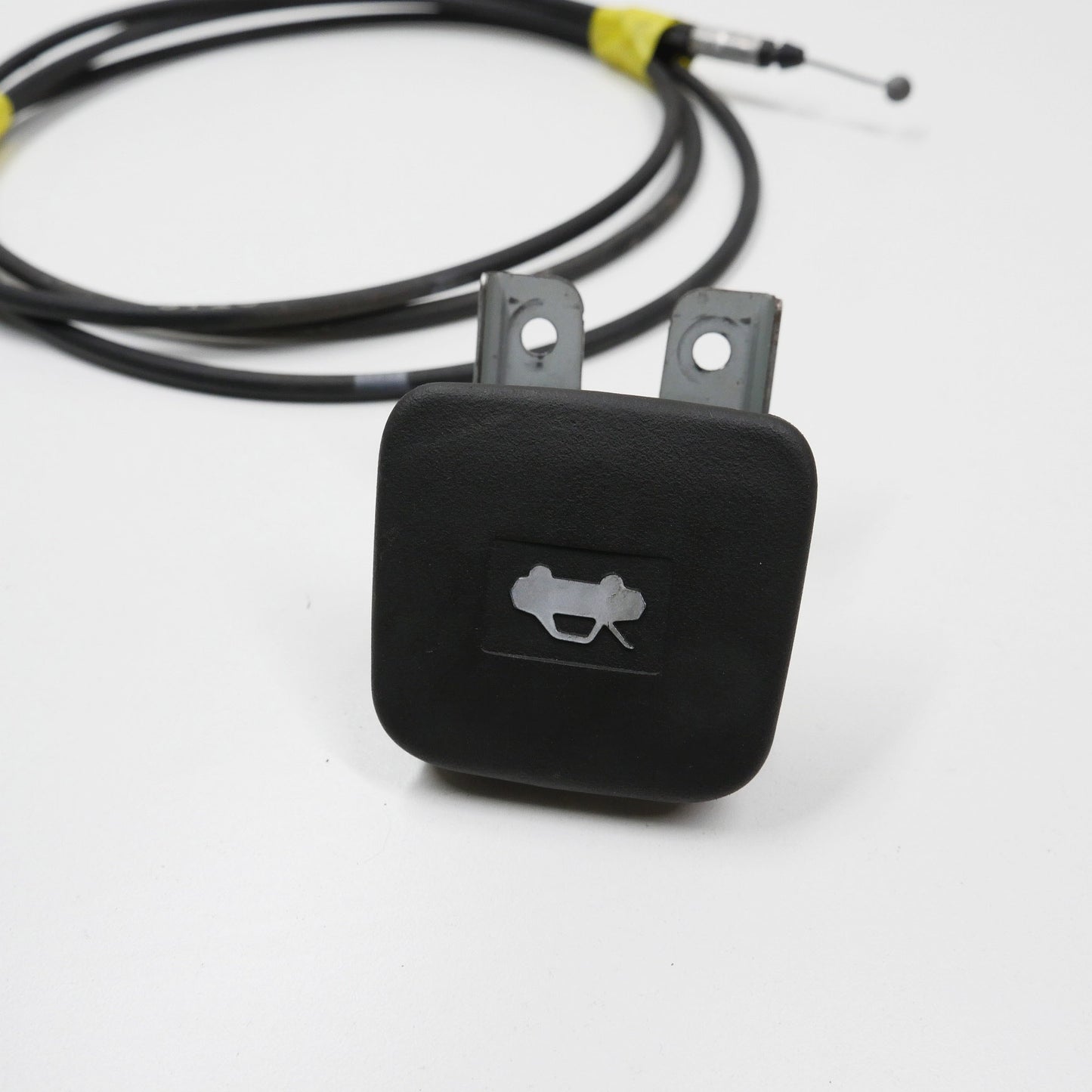 Bonnet Release Cable and Handle - Fits Holden Epica EP CDX 2.5L 2007-2011