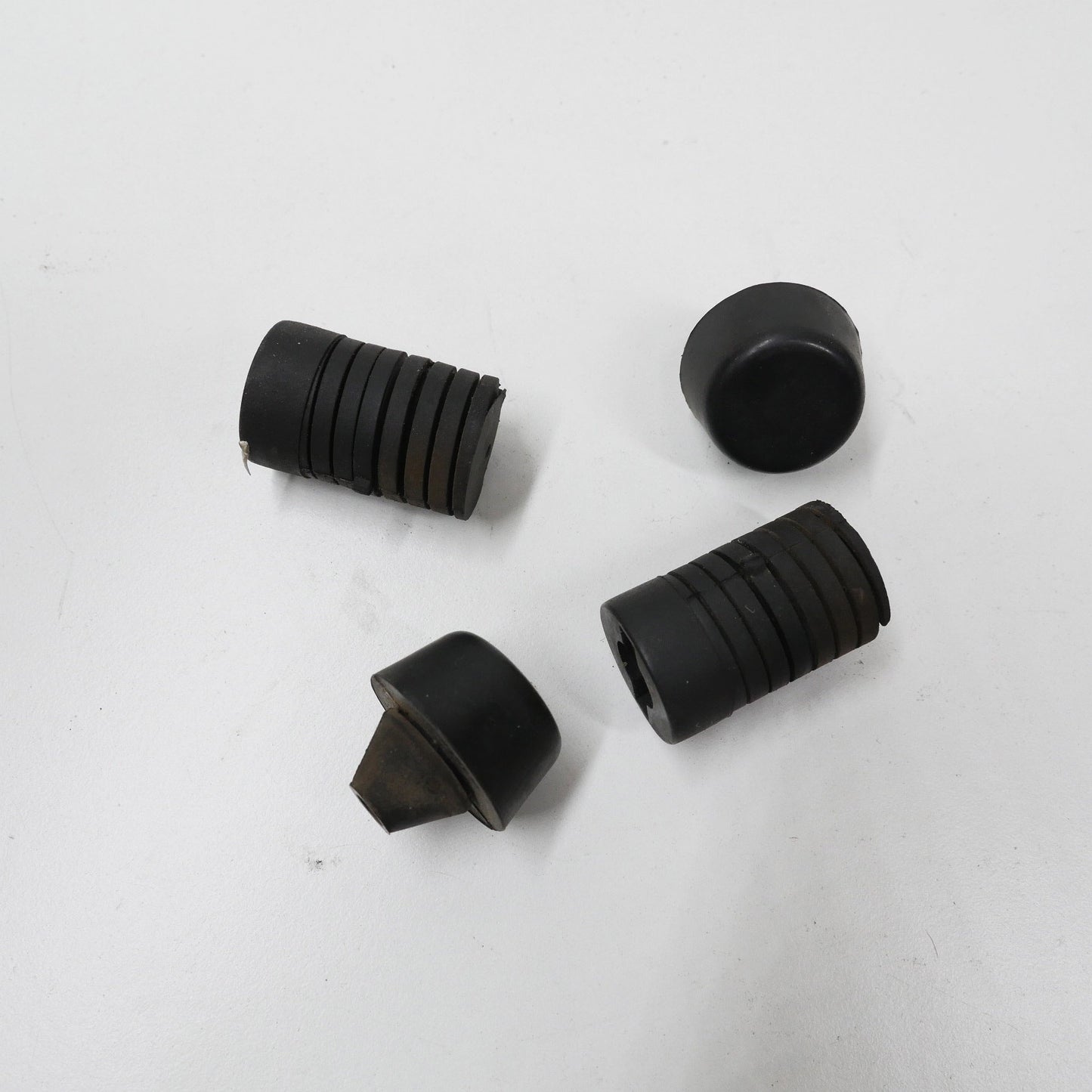 Bonnet Rubber Bump Stops - Fits Subaru Forester SG EJ25 2002-2008