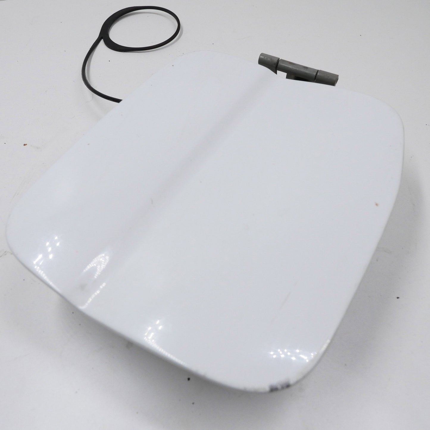 Fuel Flap White 8J5 - Fits Subaru Forester SG EJ25 2002-2008