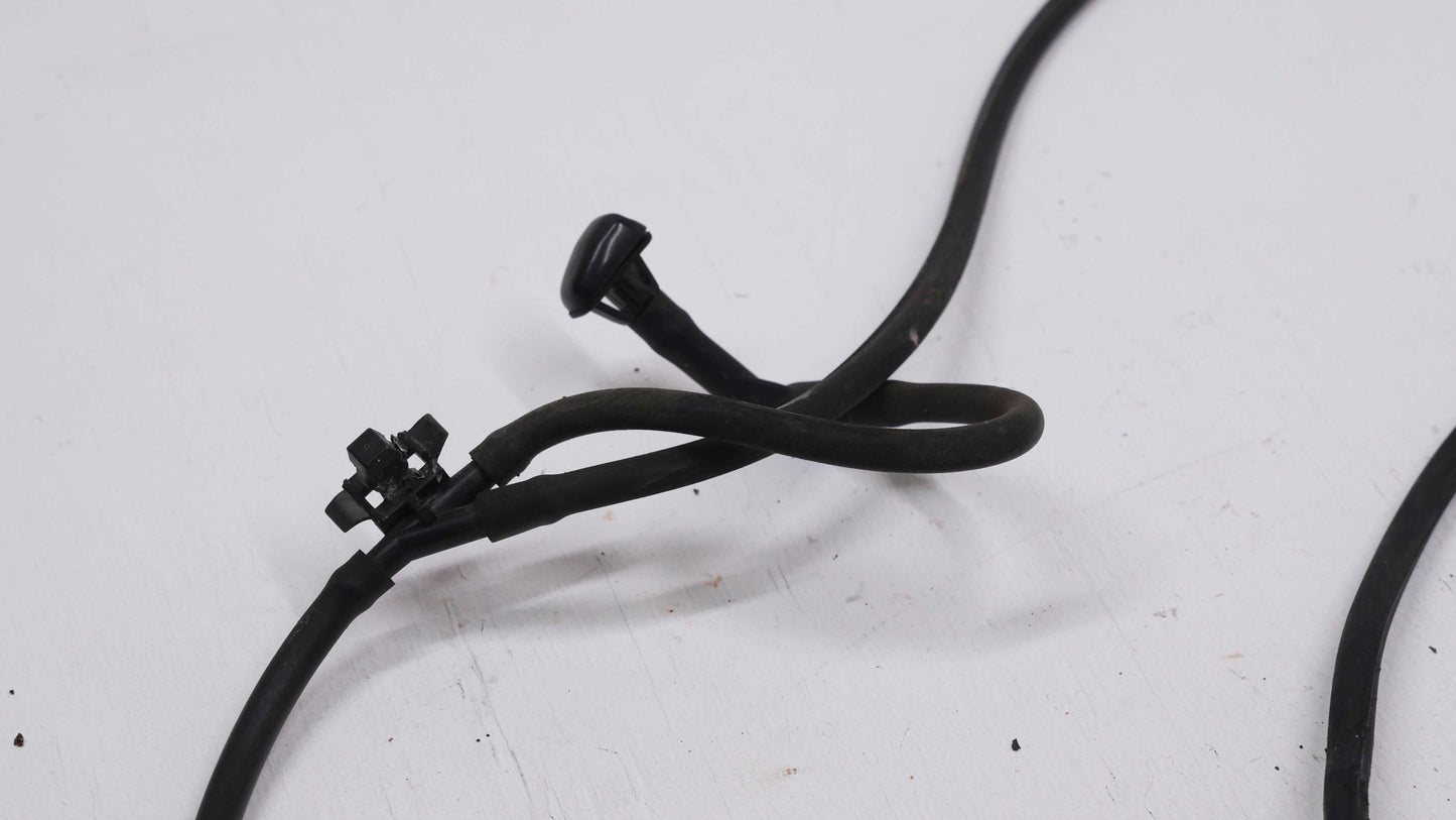 Bonnet Windscreen Washer Hose and Nozzle - Fits Subaru Liberty Wagon BH 1998-2003