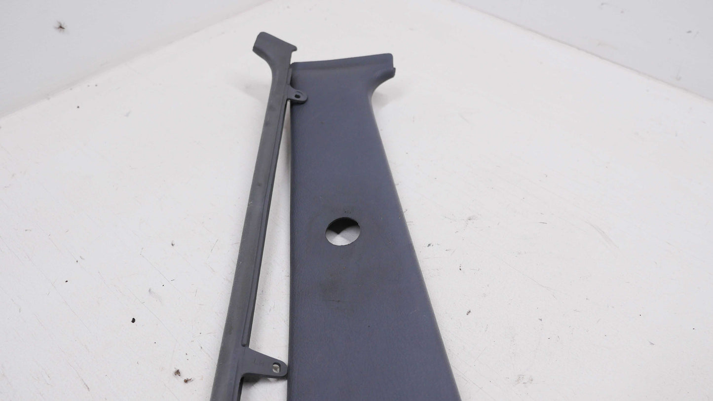 LH B Pillar Top Upper Seat Belt Cover Trim - Fits Toyota Corolla AE92 Seca Liftback 1988-1992