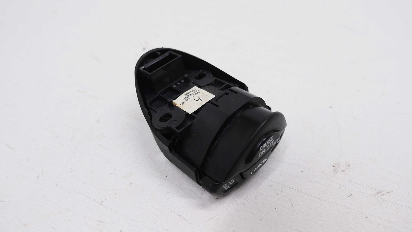 Cruise Control Steering Wheel Buttons - Fits Nissan X-Trail T30 2001-2007