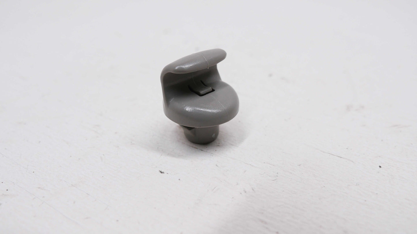 Sun Visor Clip - Fits Nissan X-Trail T30 2001-2007