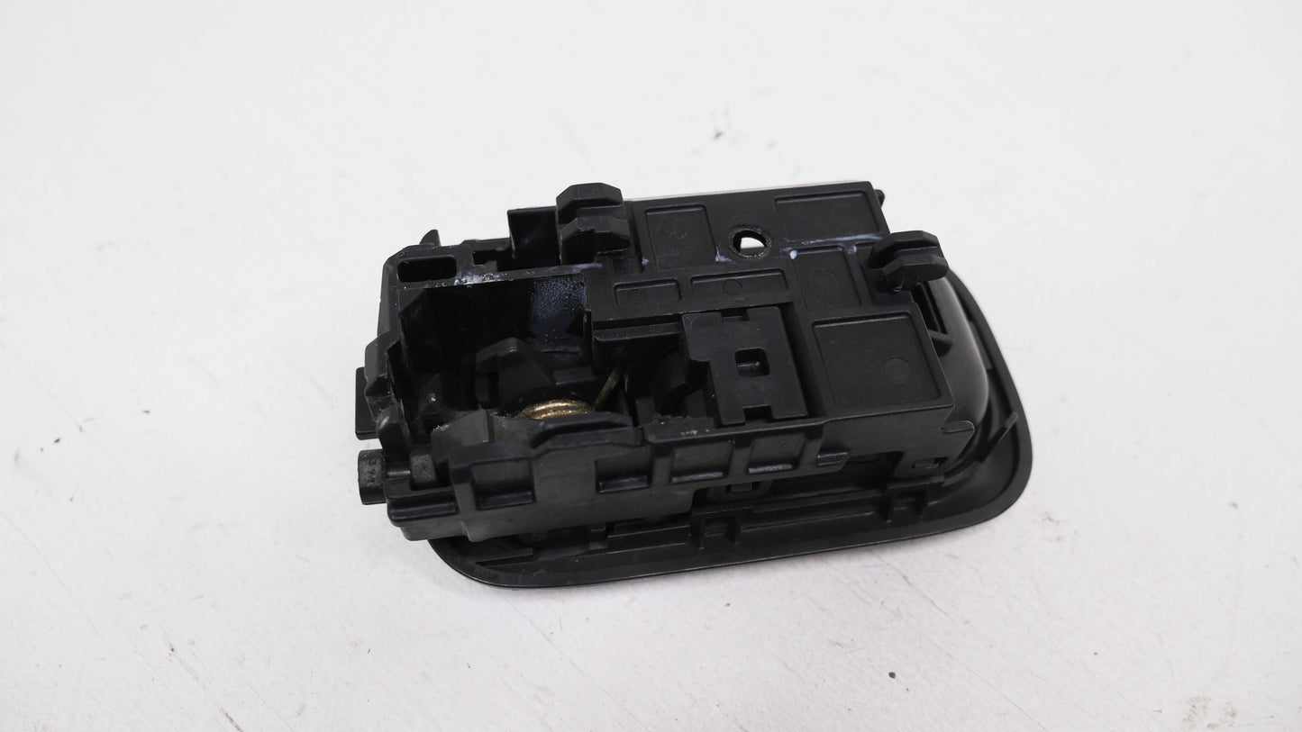 RH Interior Door Handle Front or Rear - Fits Nissan X-Trail T30 2001-2007