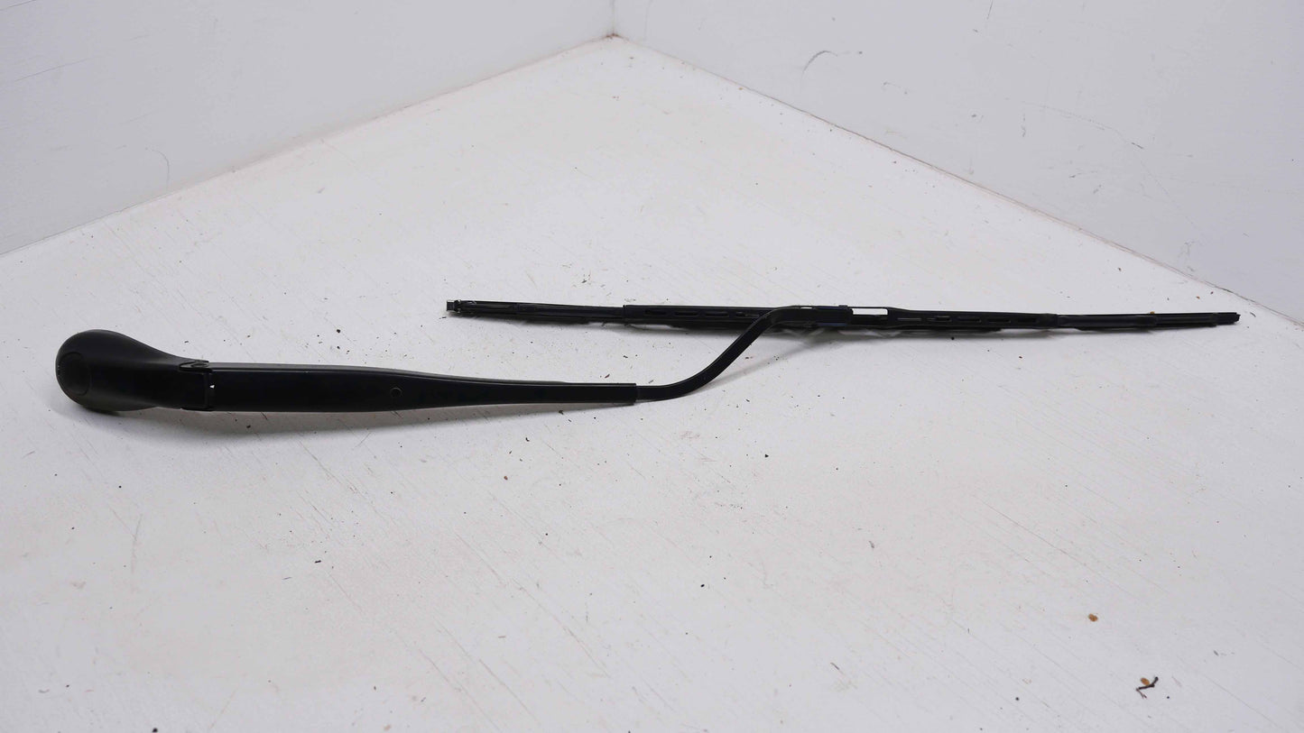 RH Wiper Blade Arm - Fits Ford Falcon AU 1998-2002
