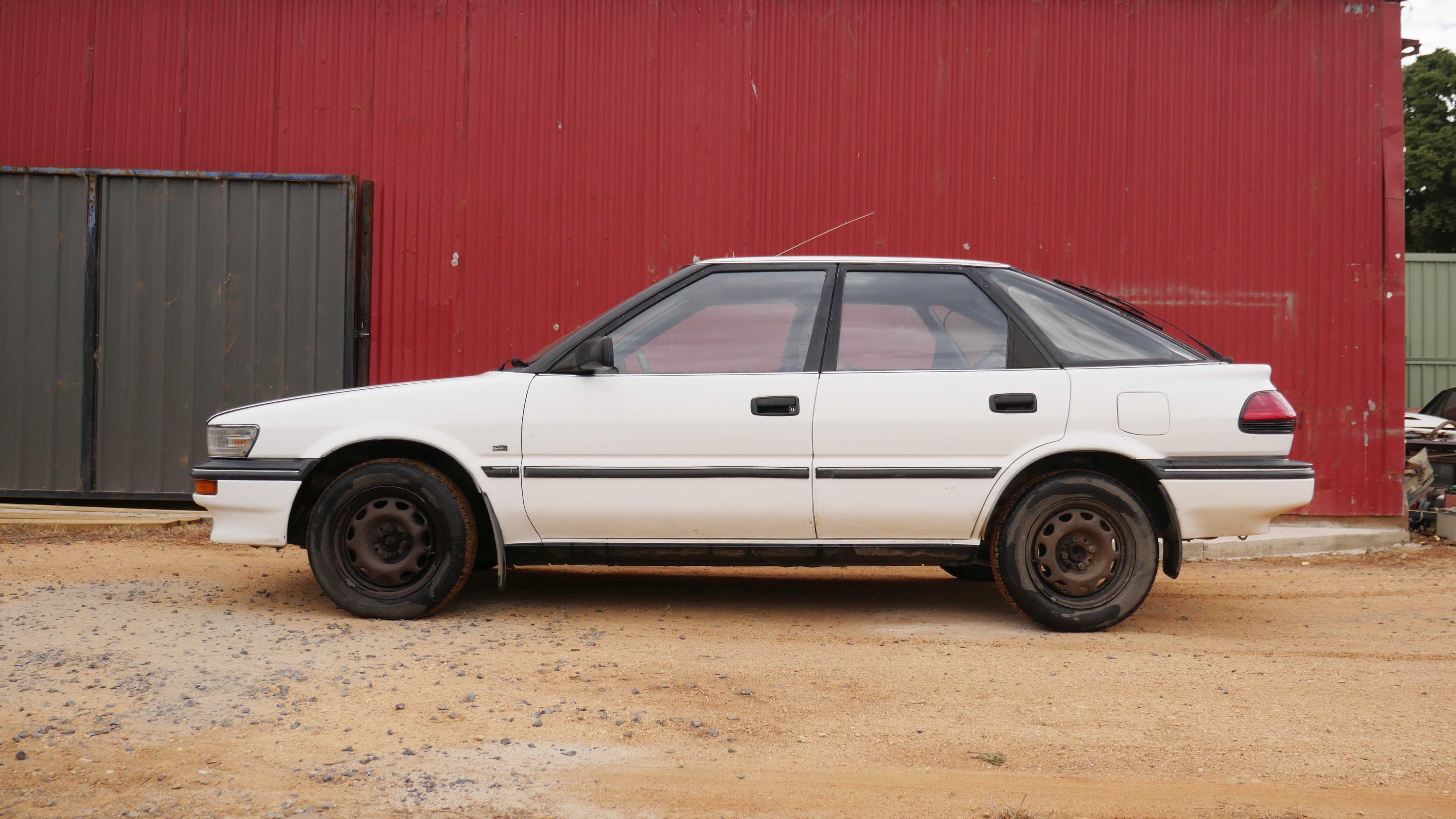 Ae92 Toyota Corolla AE92 Seca Lift Back 1988-1992 - Quality Used Car Parts ...