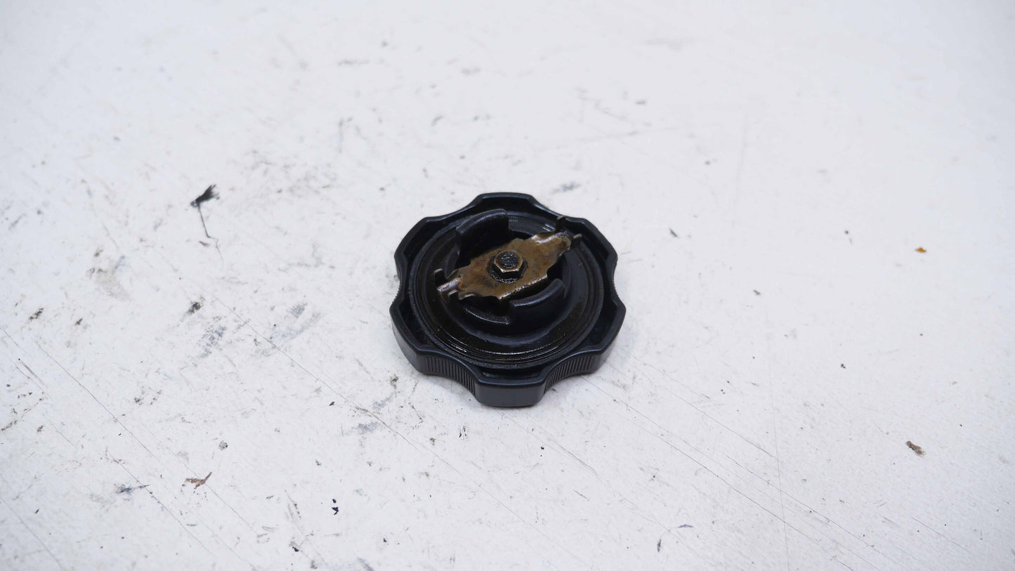 Engine Oil Filler Cap 4G94 - Fits Mitsubishi Lancer CS-ES Sedan 2002-2007
