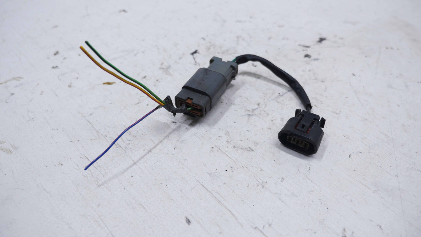 Alternator Plug and Wire - Fits Nissan X-Trail T30 2001-2007