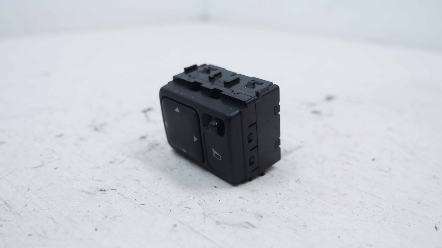 Mirror Adjustment Switch - Fits Nissan X-Trail T30 2001-2007