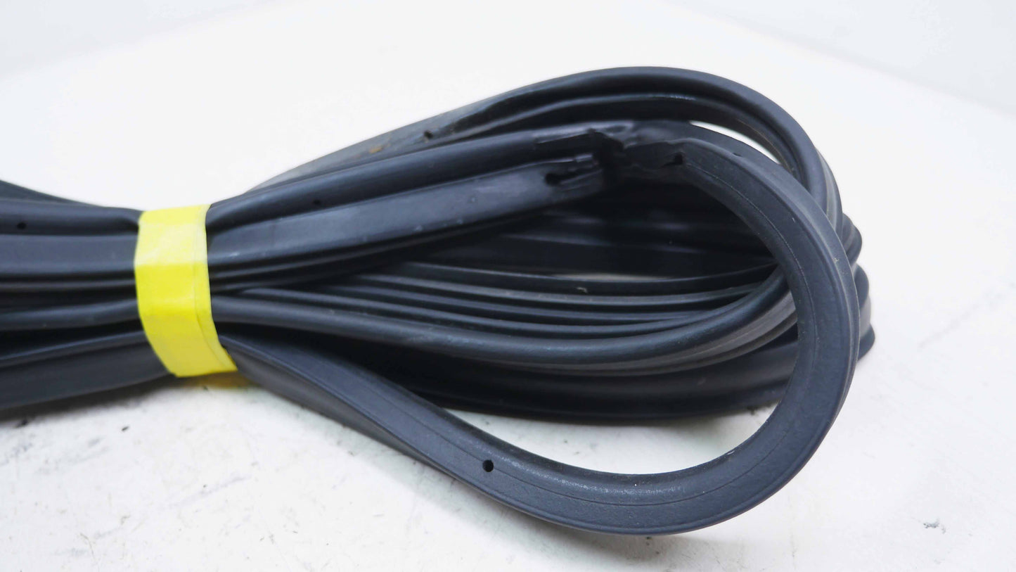 RH Front Door Rubber - Fits Nissan X-Trail T30 2001-2007