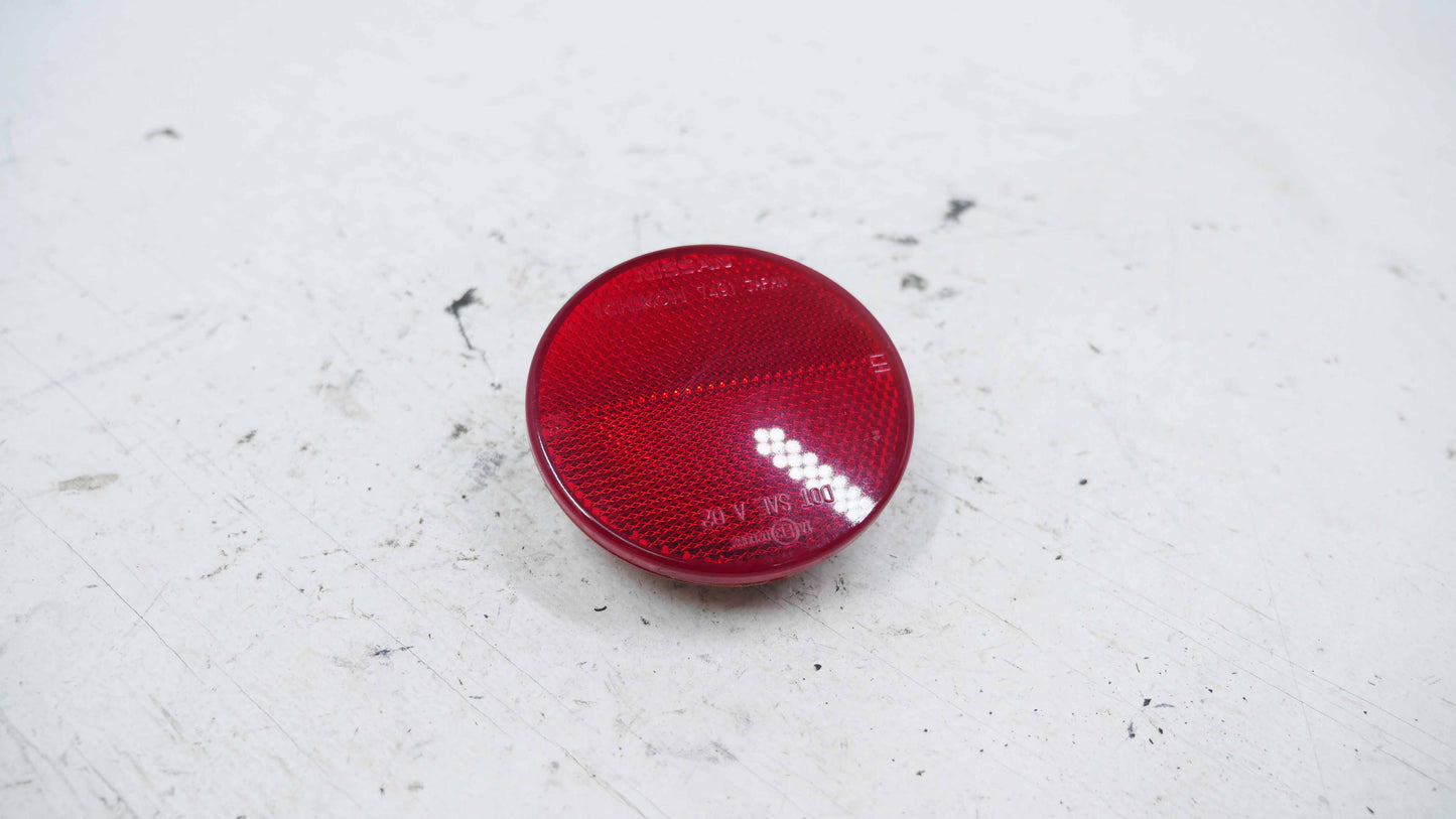 Rear Bumper Reflector Round Red - Fits Nissan X-Trail T30 2001-2007