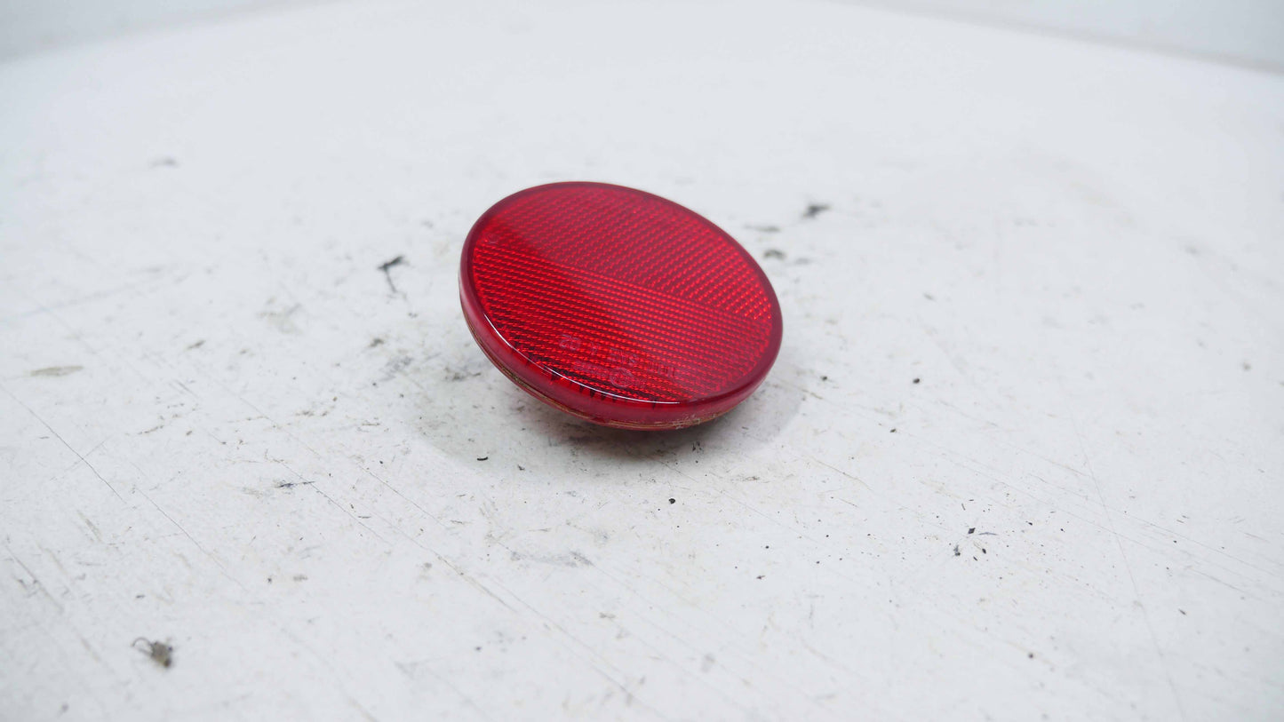 Rear Bumper Reflector Round Red - Fits Nissan X-Trail T30 2001-2007
