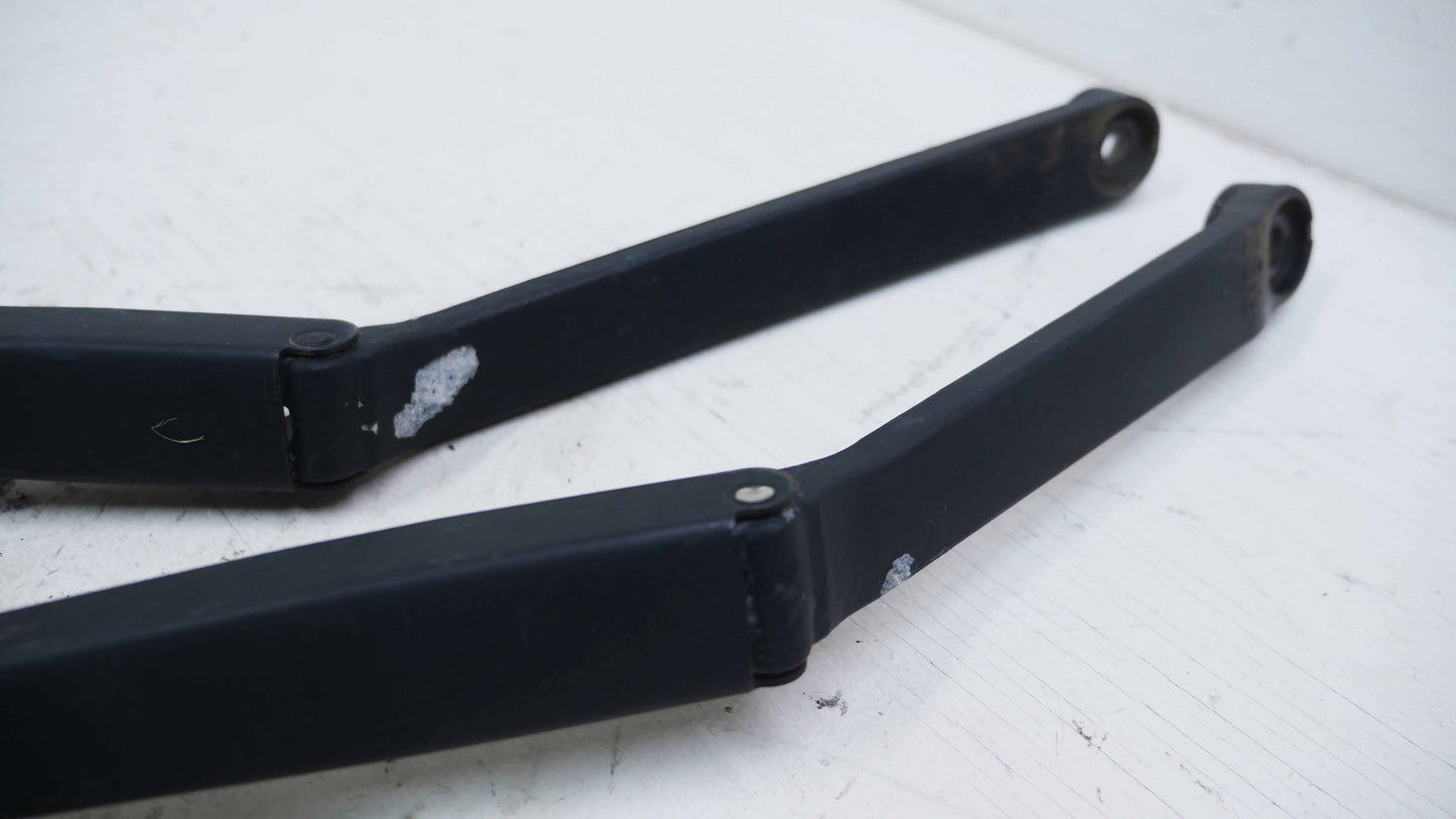 Front Wiper Blade Arms - Fits Nissan X-Trail T30 2001-2007