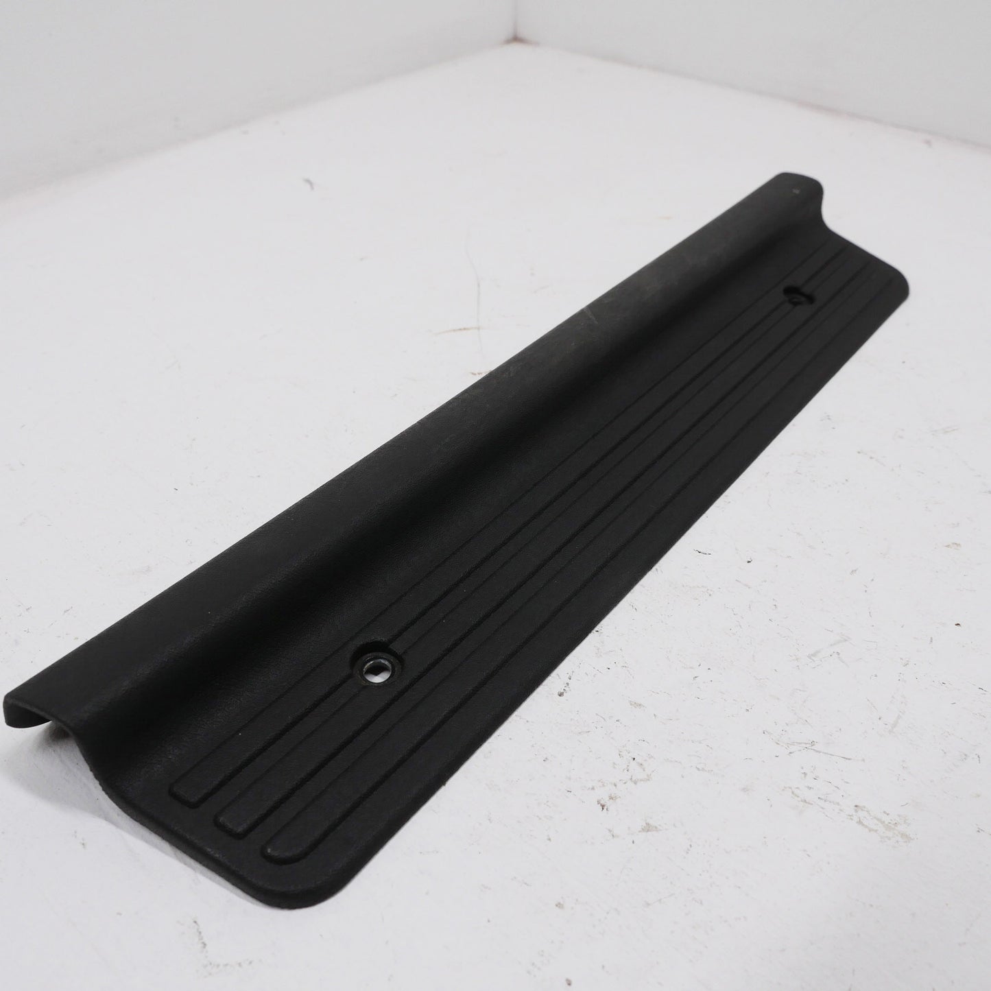 LH Rear Scuff Plate Black - Fits Ford Falcon AU SR 1998-2002