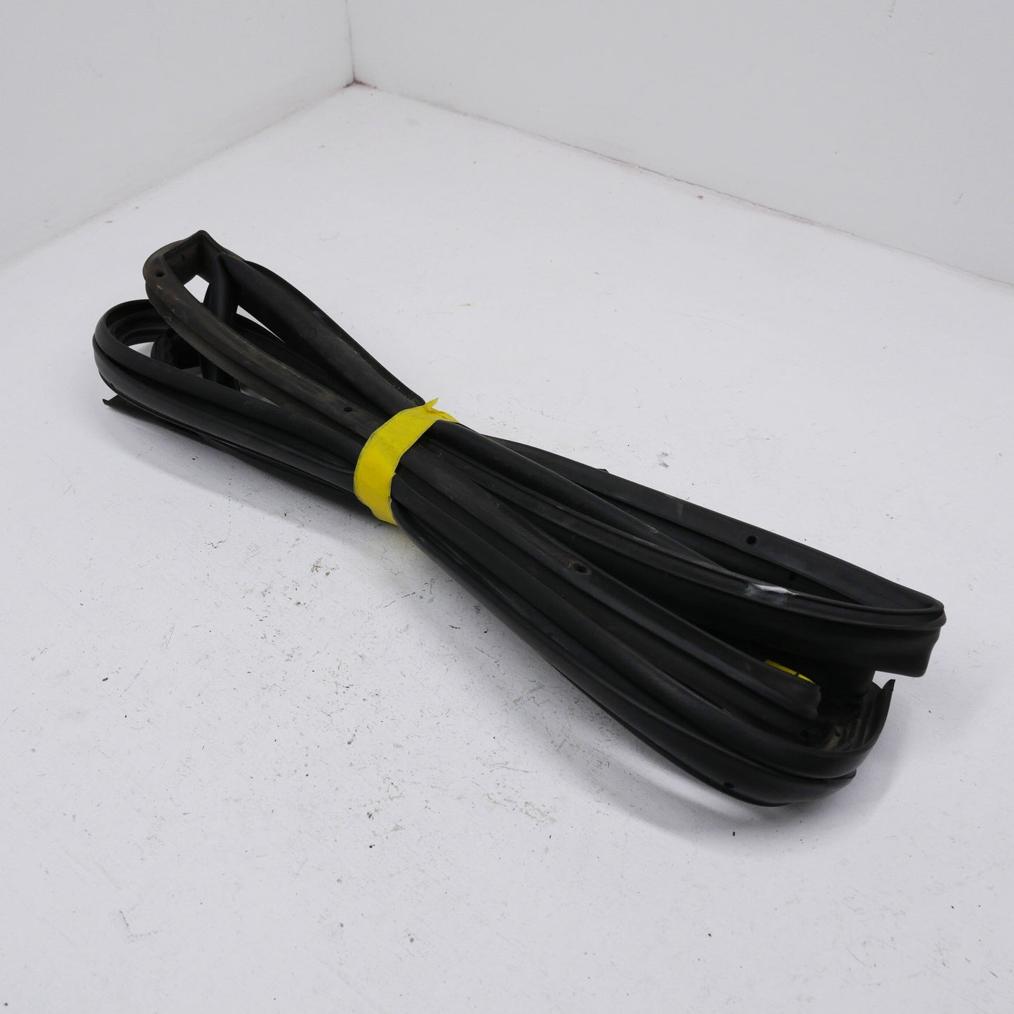 LH Rear Door Rubber Seal - Fits Hyundai Elantra MD Premium 2011-2015