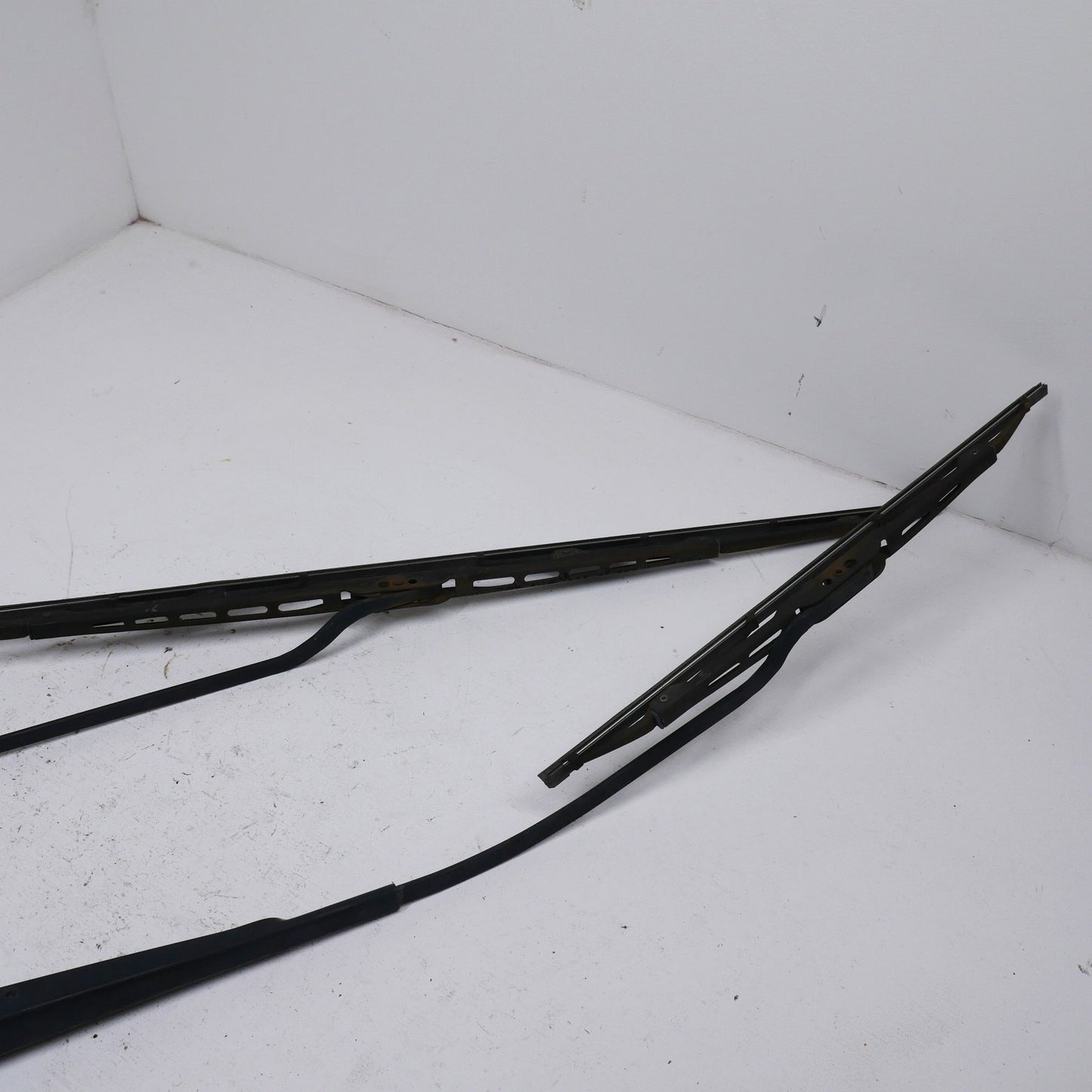Windscreen Wiper Arms - Fits Hyundai Elantra MD Premium 2011-2015