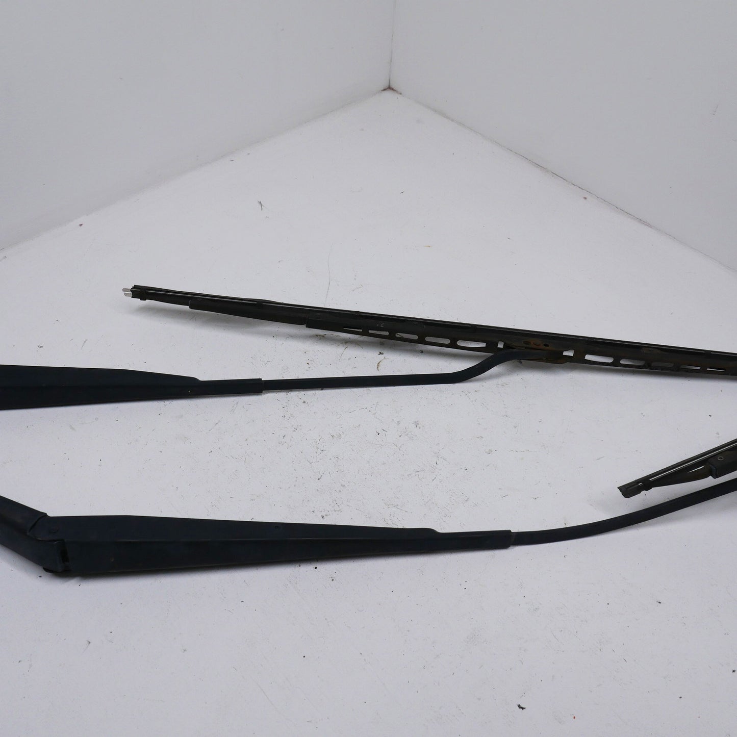 Windscreen Wiper Arms - Fits Hyundai Elantra MD Premium 2011-2015