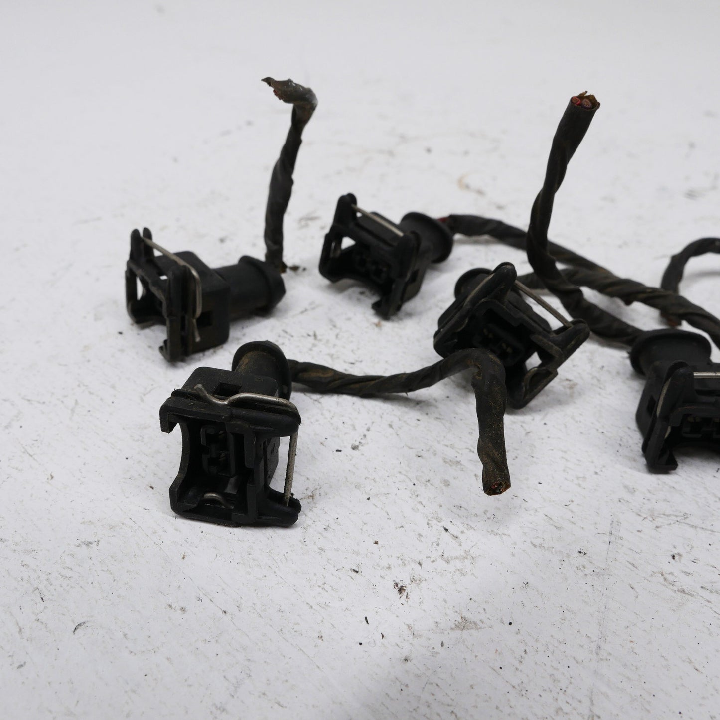 6 x Injector Plugs and Wire - Fits Holden Commodore VT 1997-2000