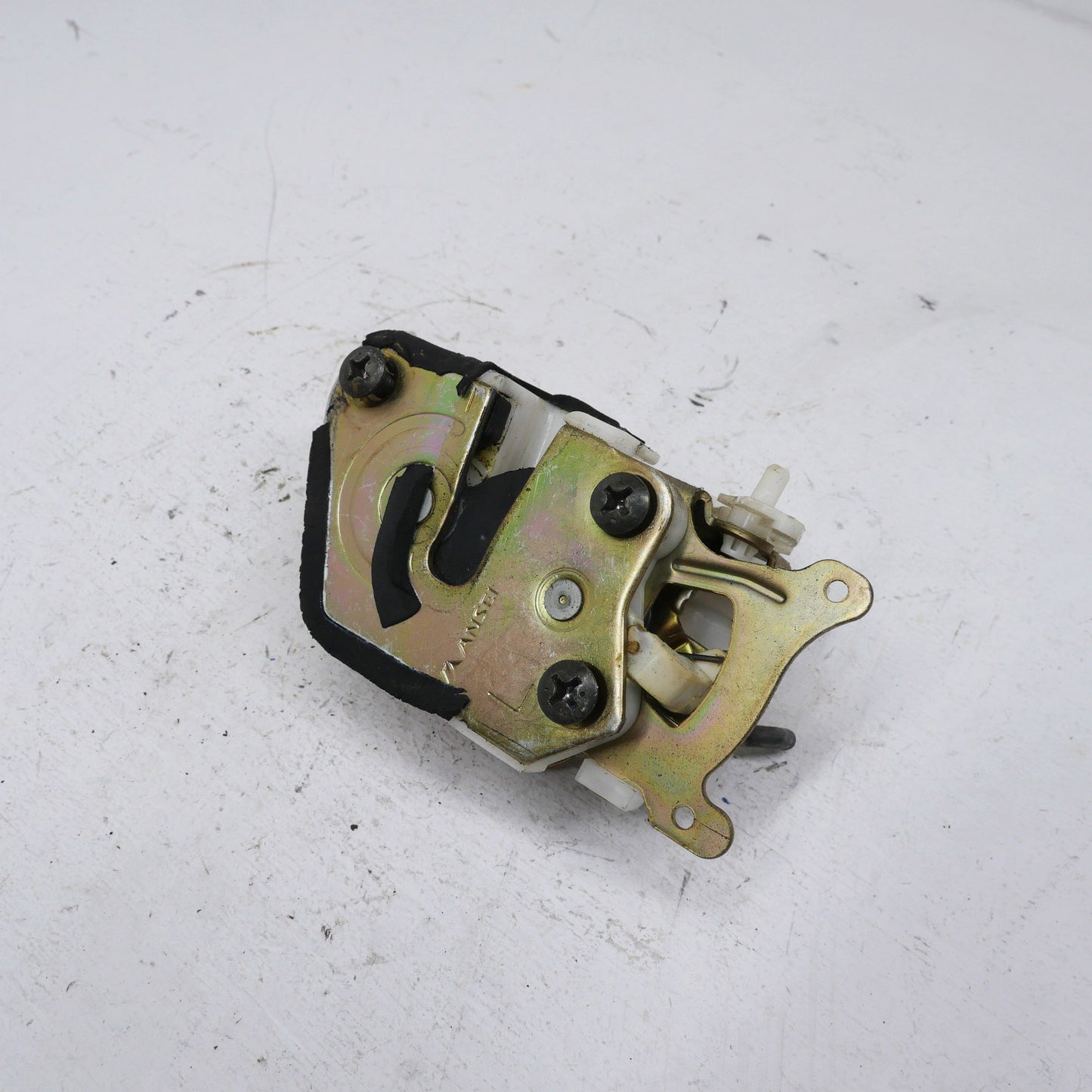 LH Rear Door Lock Latch - Fits Mitsubishi Magna ES TL-TW 2003-2005