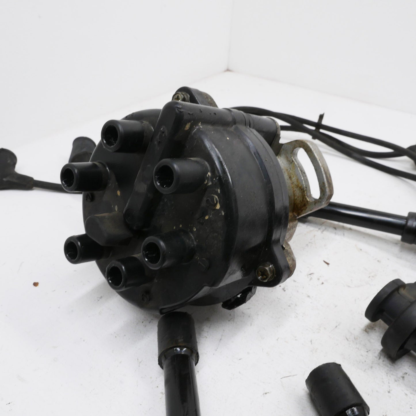 Ignition Distributer and Leads 6G74M - Fits Mitsubishi Magna ES TL-TW 2003-2005