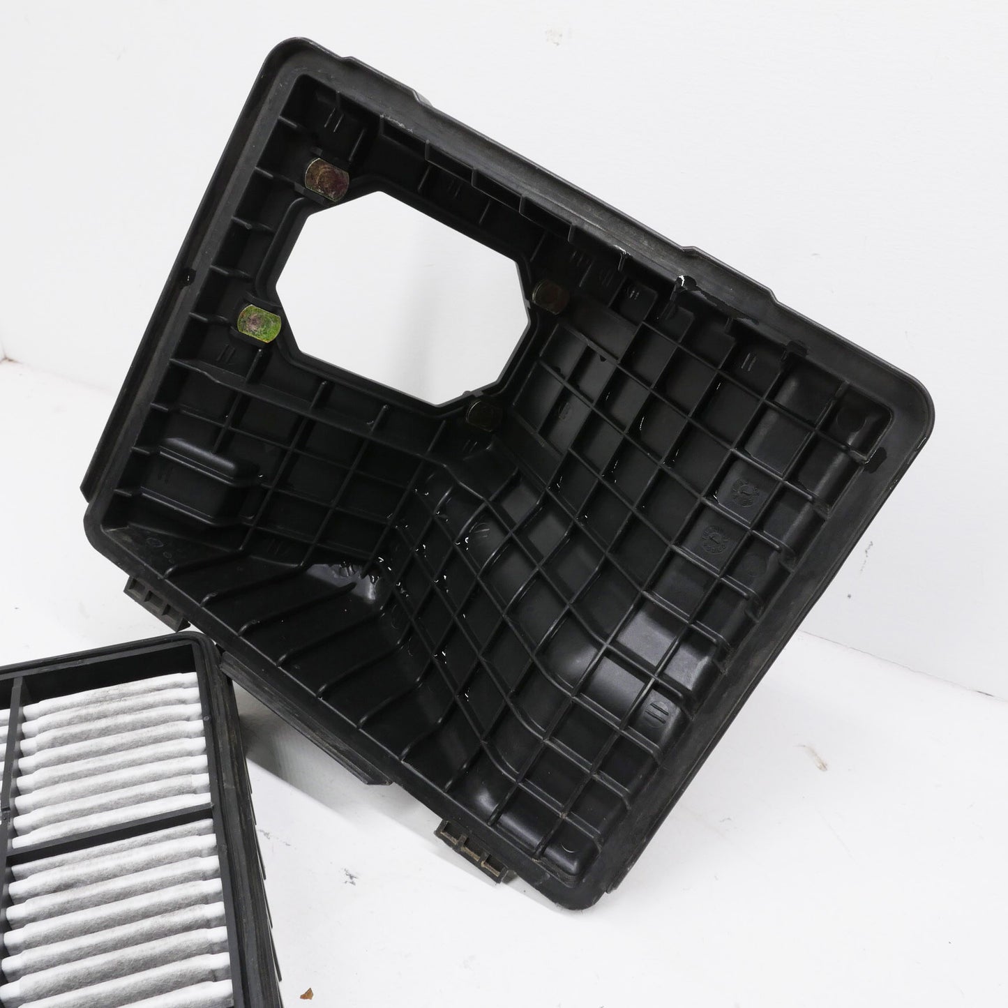 Air Intake Box - Fits Mitsubishi Magna ES TL-TW 2003-2005