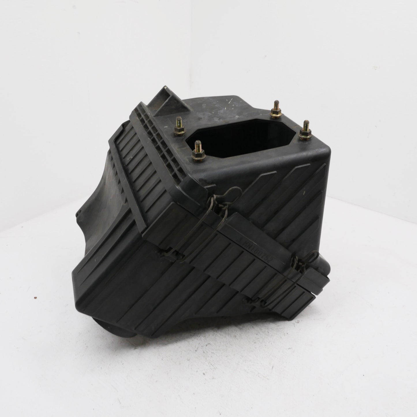Air Intake Box - Fits Mitsubishi Magna ES TL-TW 2003-2005