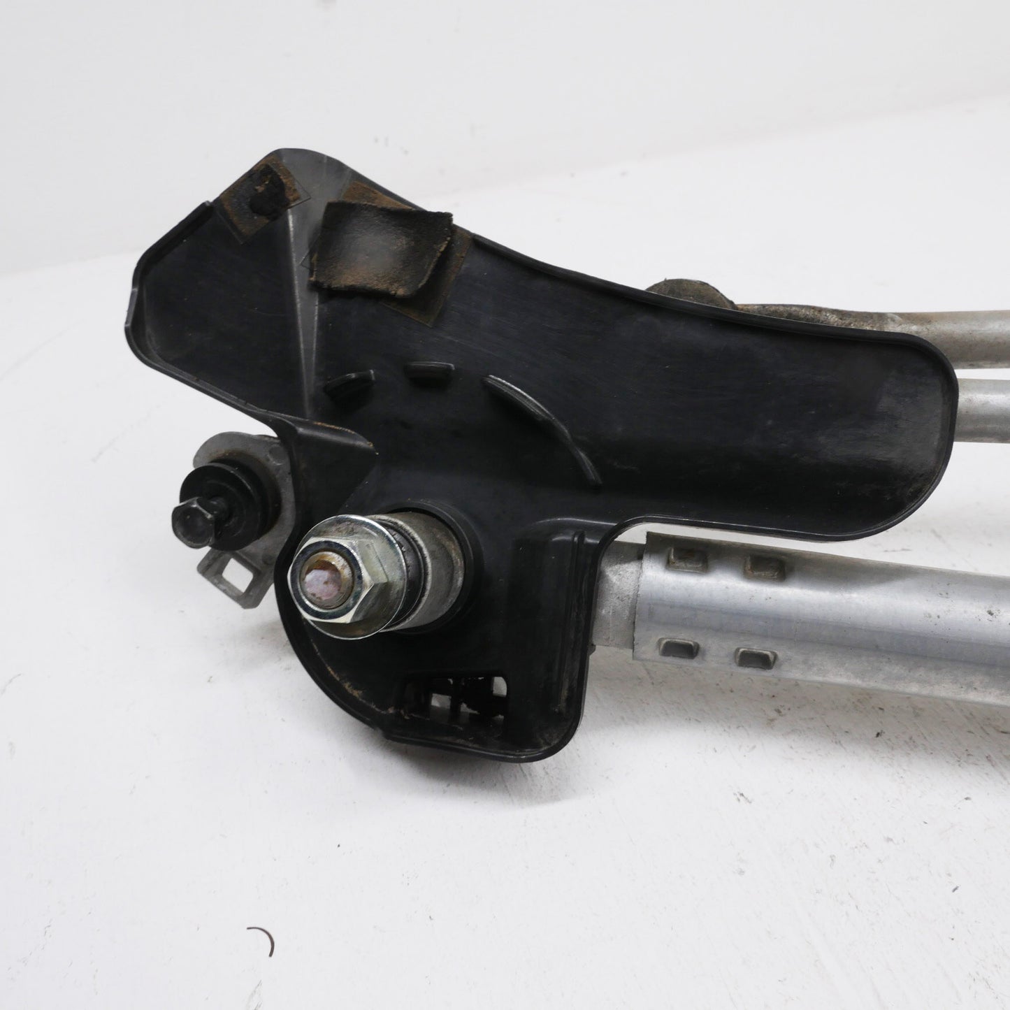 Front Windshield Wiper Motor and Linkages - Fits Mazda 3 BL 2010-2013
