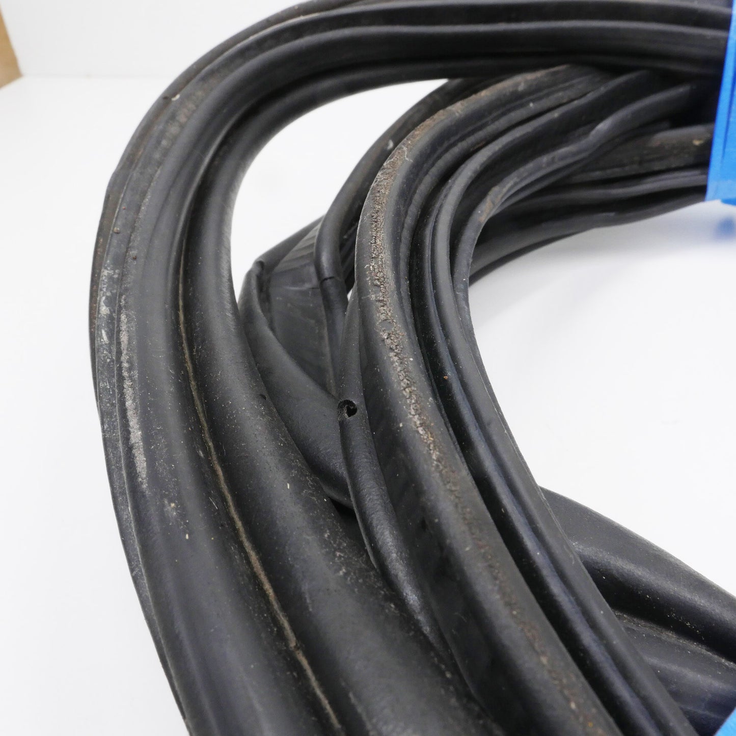 Rear Hatch Boot Opening Rubber Seal - Fits Volkswagen Golf Mk4 1J Hatch 1997-2003