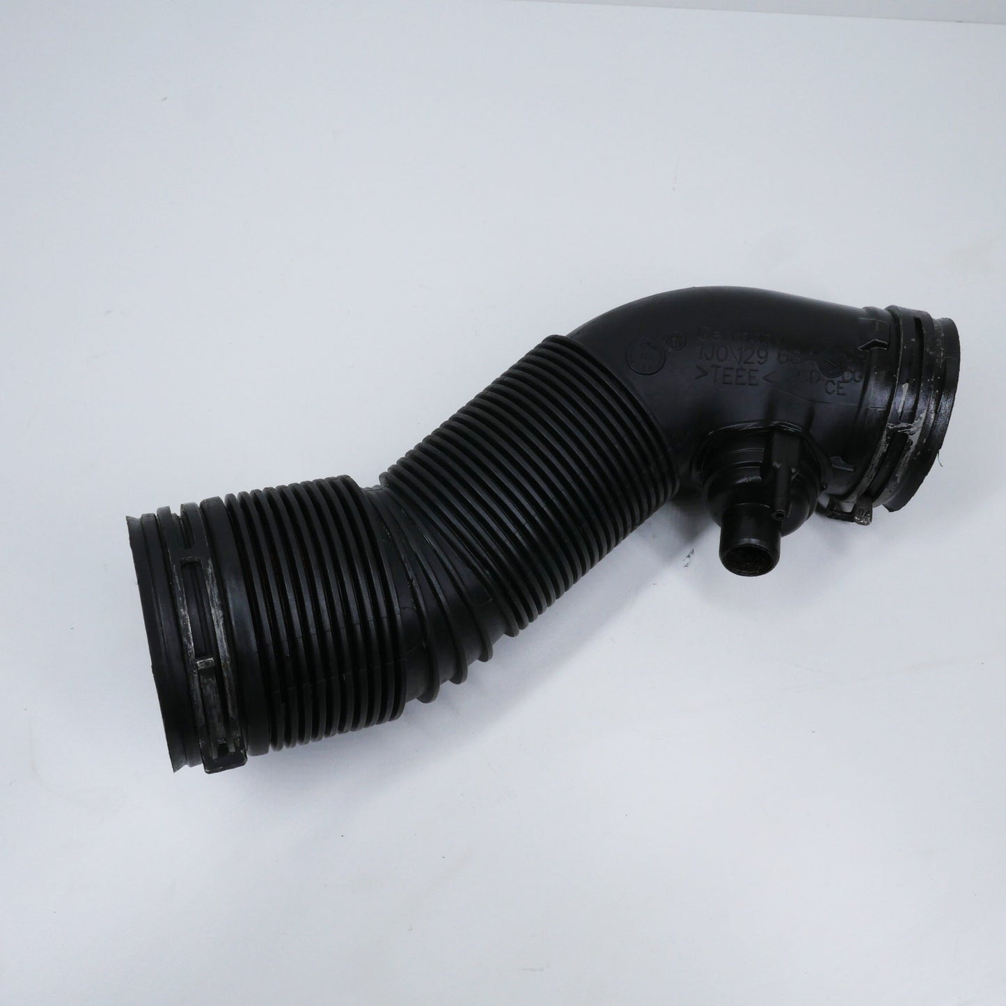 Air Intake Tube BFQ 1.6L - Fits Volkswagen Golf Mk4 1J Hatch 1997-2003