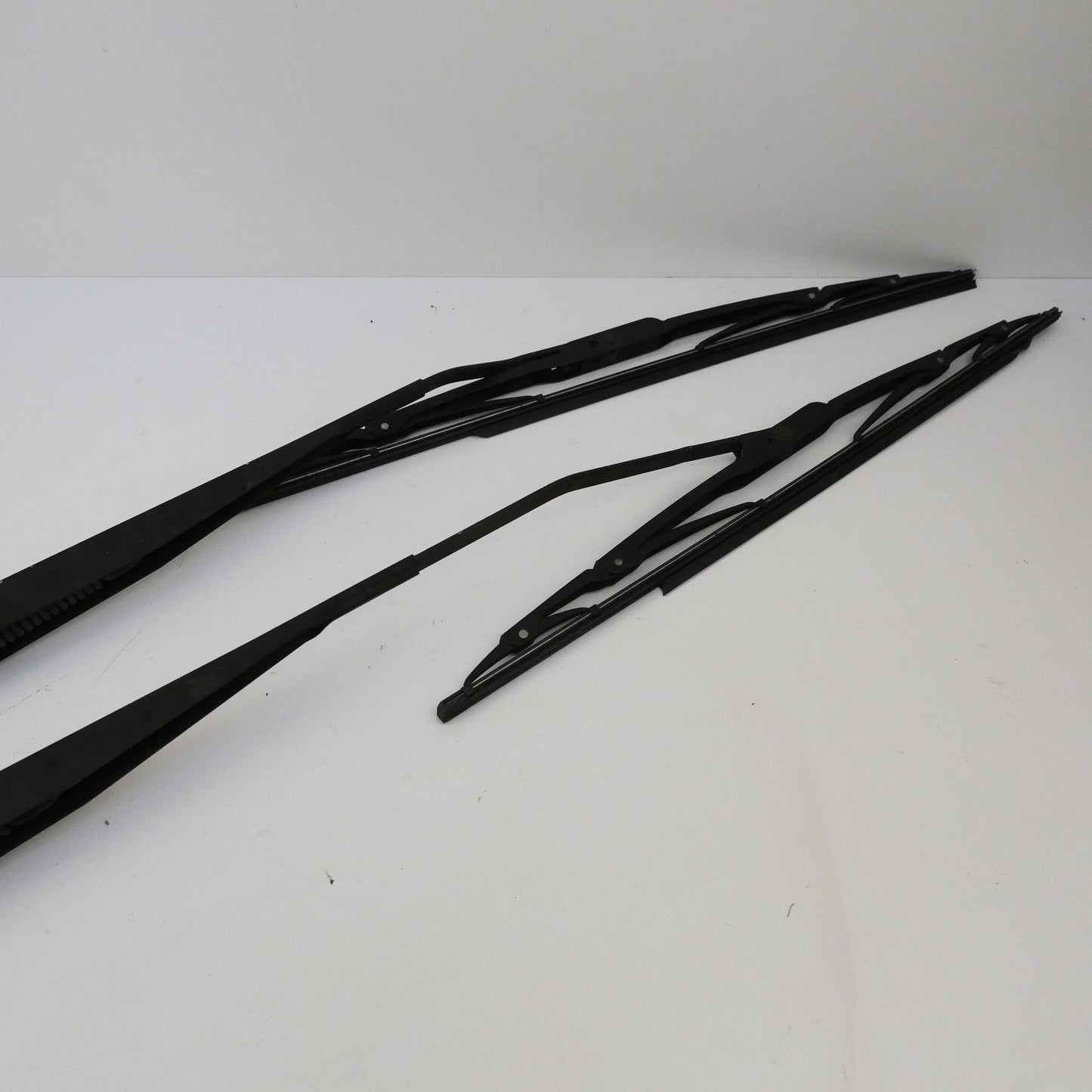 Front Windshield Wiper Arms - Fits Honda CRV RD1 SUV Gen1 1997-2001