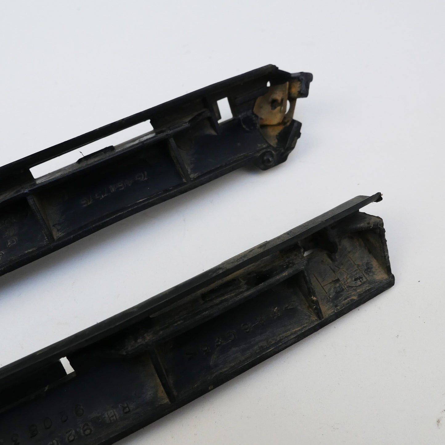 Front Bumper Mounting Brackets LH and RH - Fits Holden Commodore VZ 2004-2006