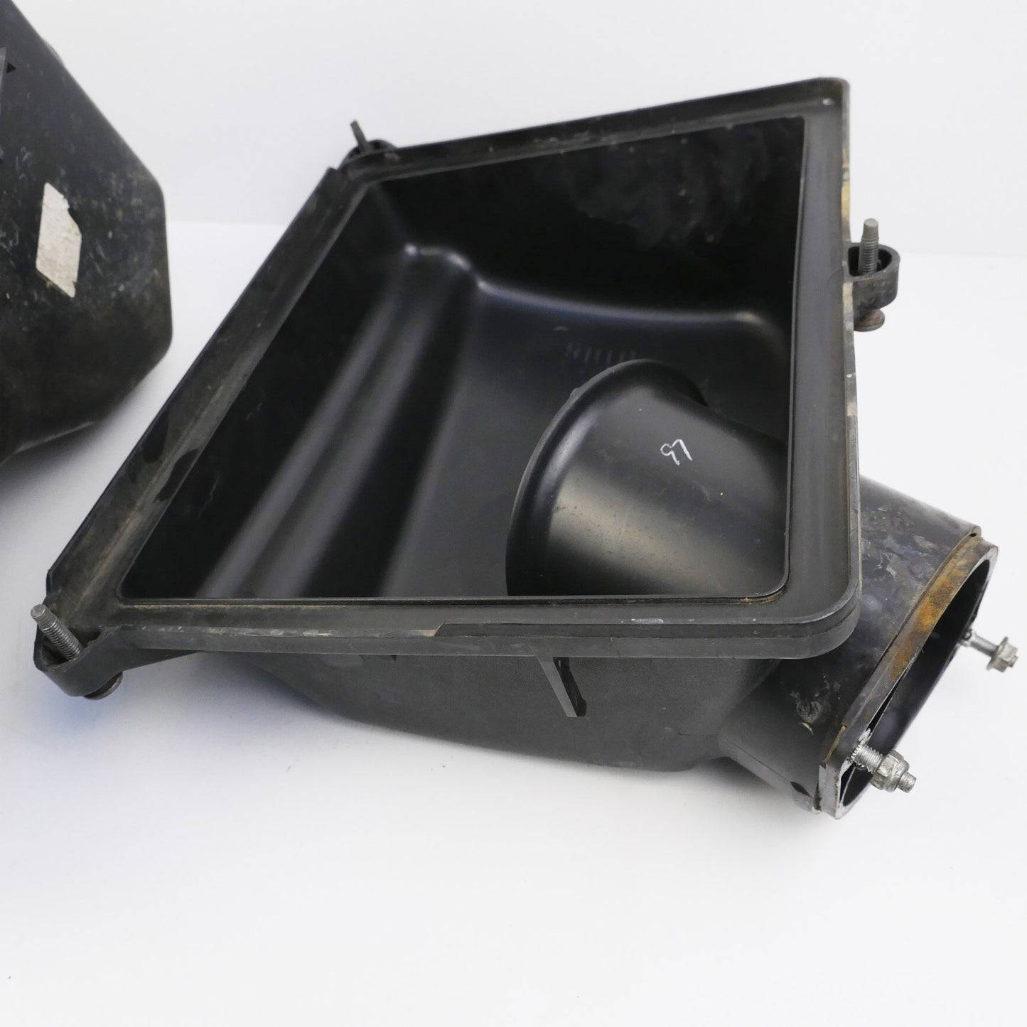 Air Intake Box Alloytec LEO - Fits Holden Commodore VZ 2004-2006