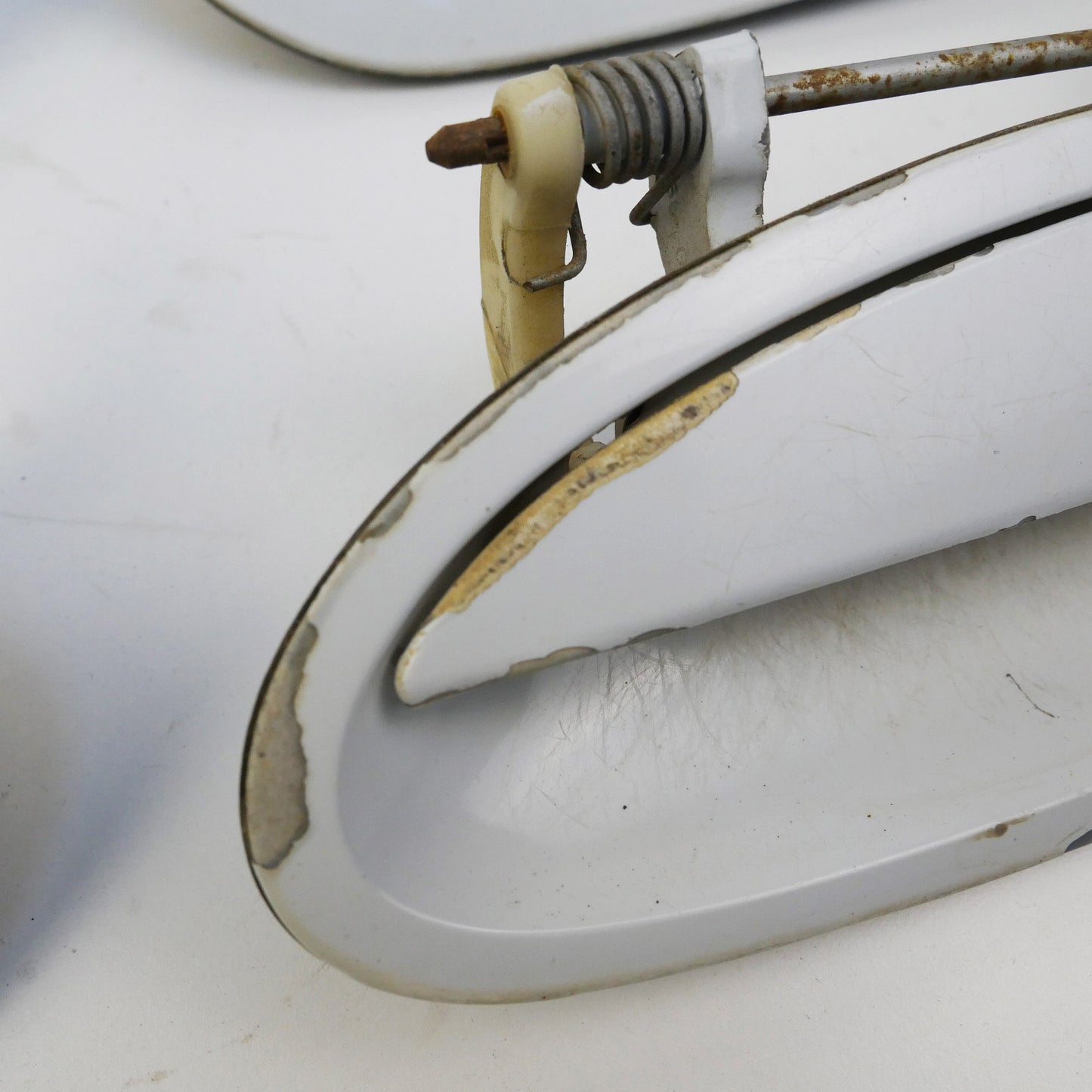 Exterior Door Handle Set White - Fits Holden Commodore VZ 2004-2006