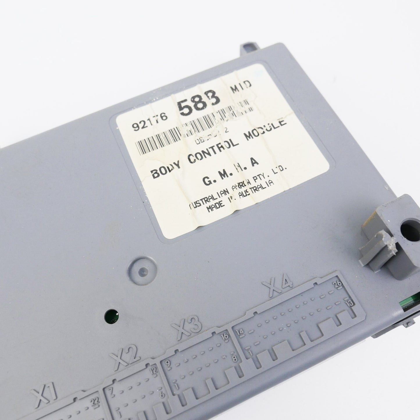 Body Control Module BCM 588 LEO- Fits Holden Commodore VZ 2004-2006