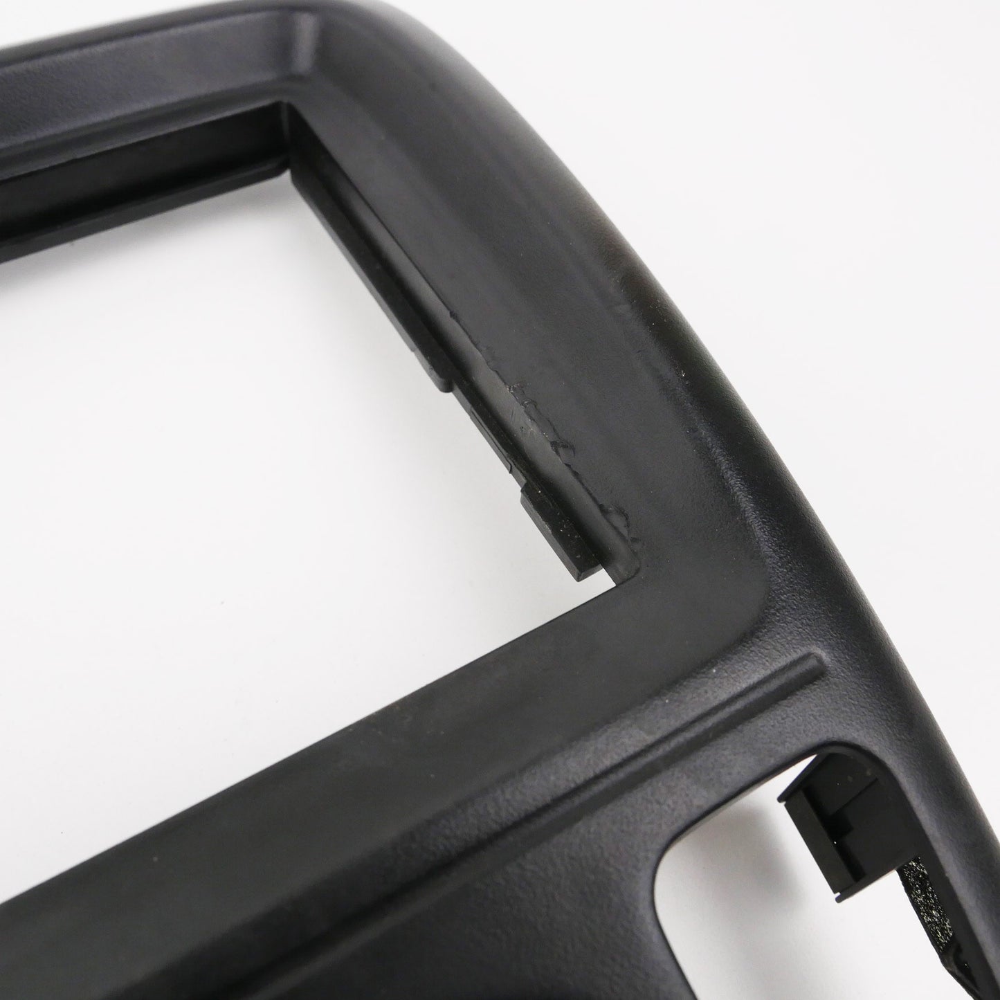 Climate Control Stereo Surround Trim Black - Fits Honda RD1 SUV Gen1 1997-2001