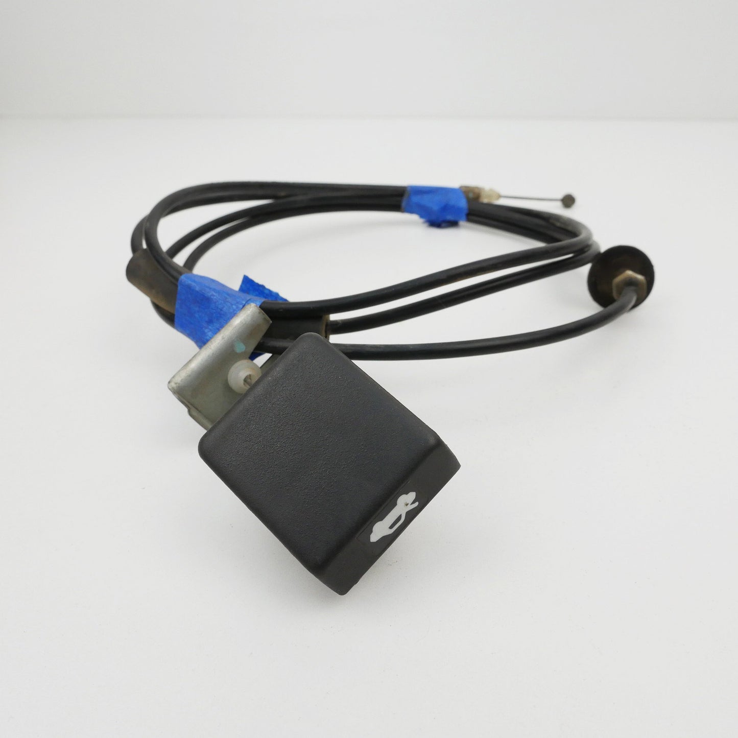 Bonnet Release Cable and Lever - Fits Holden Rodeo RA 4X4 4JH1 LX 2003-2008