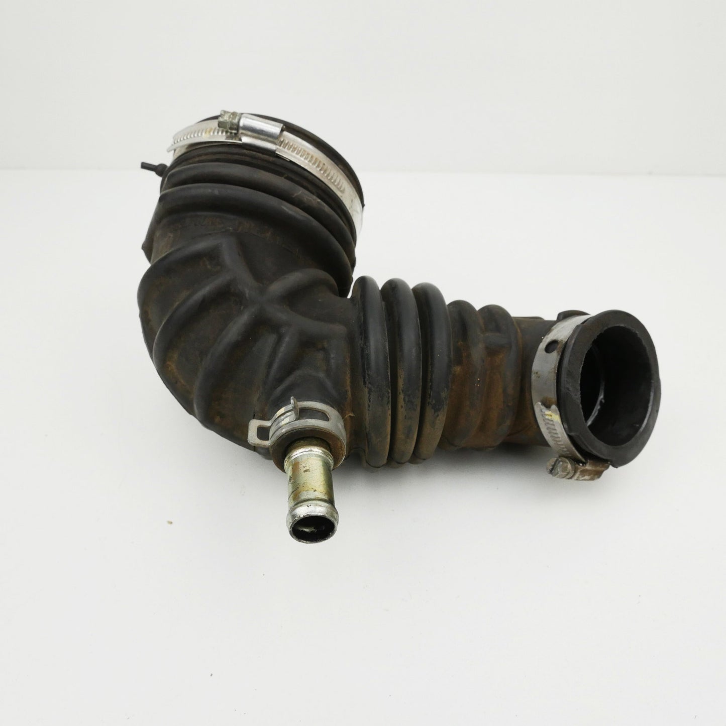Turbo Air Intake Tube 4JH1 897943555 - Fits Holden Rodeo RA 4X4 4JH1 LX 2003-2008