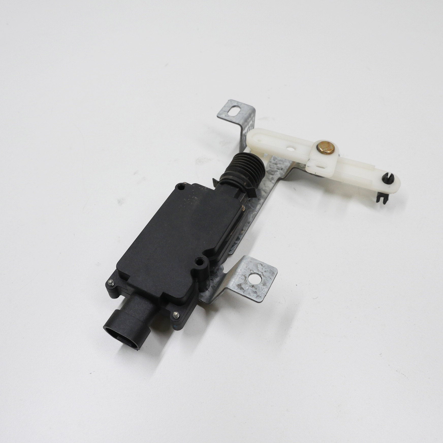 Wagon Boot Latch Lock Actuator - Fits Ford Ford Falcon BA Wagon 2002-2 ...
